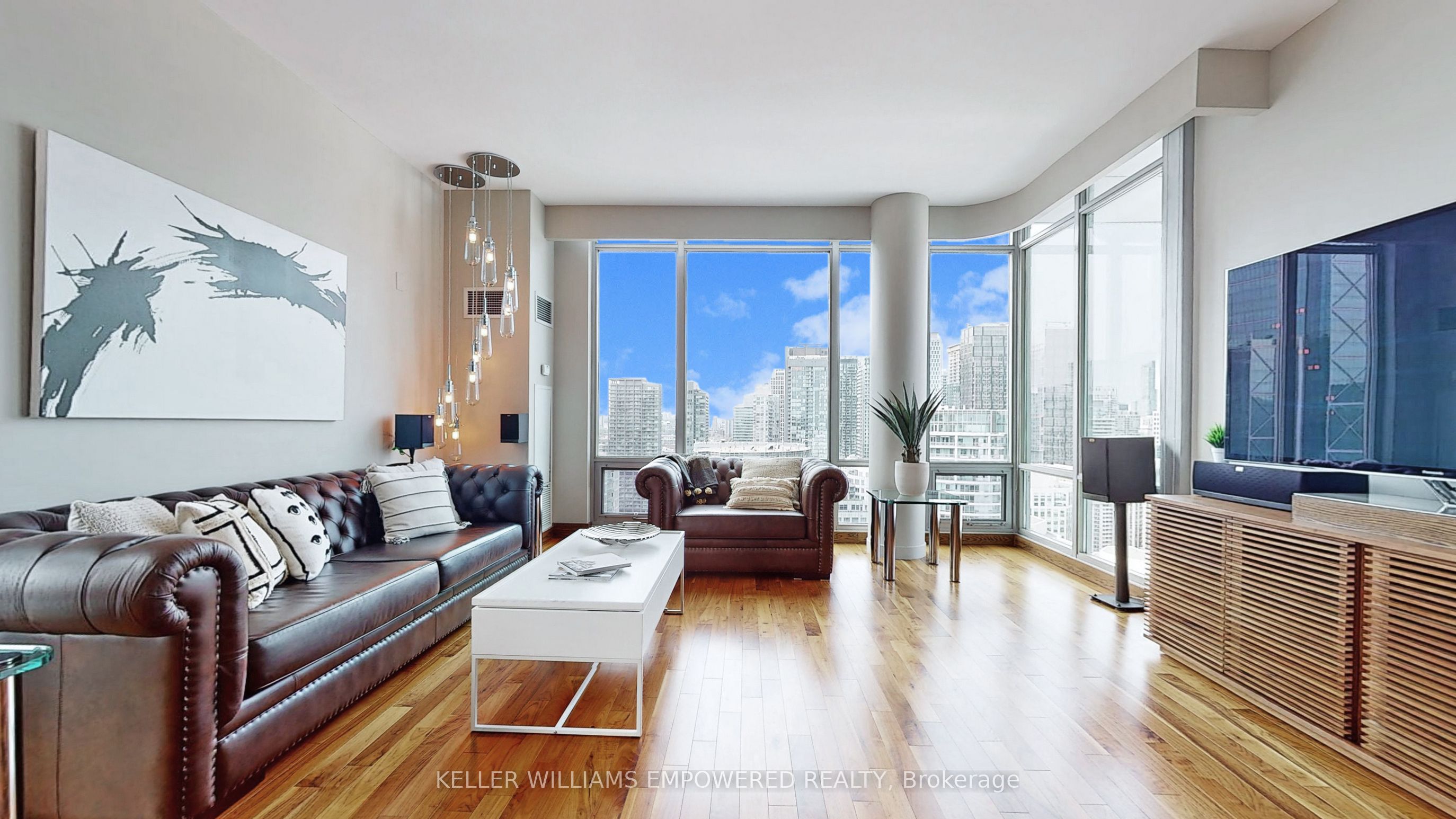 81 Navy Wharf Court 3905, Toronto, ON M5V 3S2 photo 4