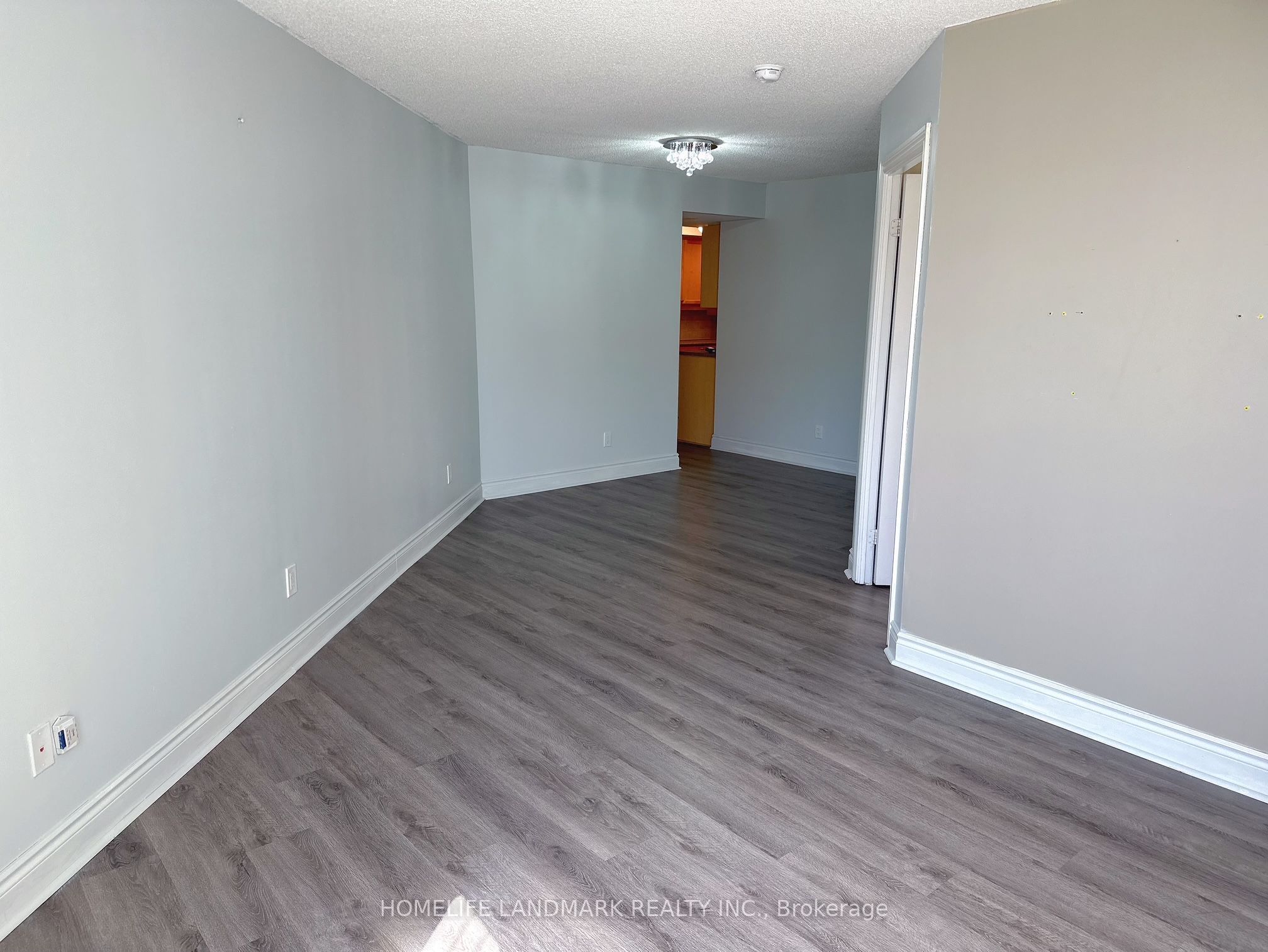 15 Northtown Way 822, Toronto, ON M2N 7A2 photo 4