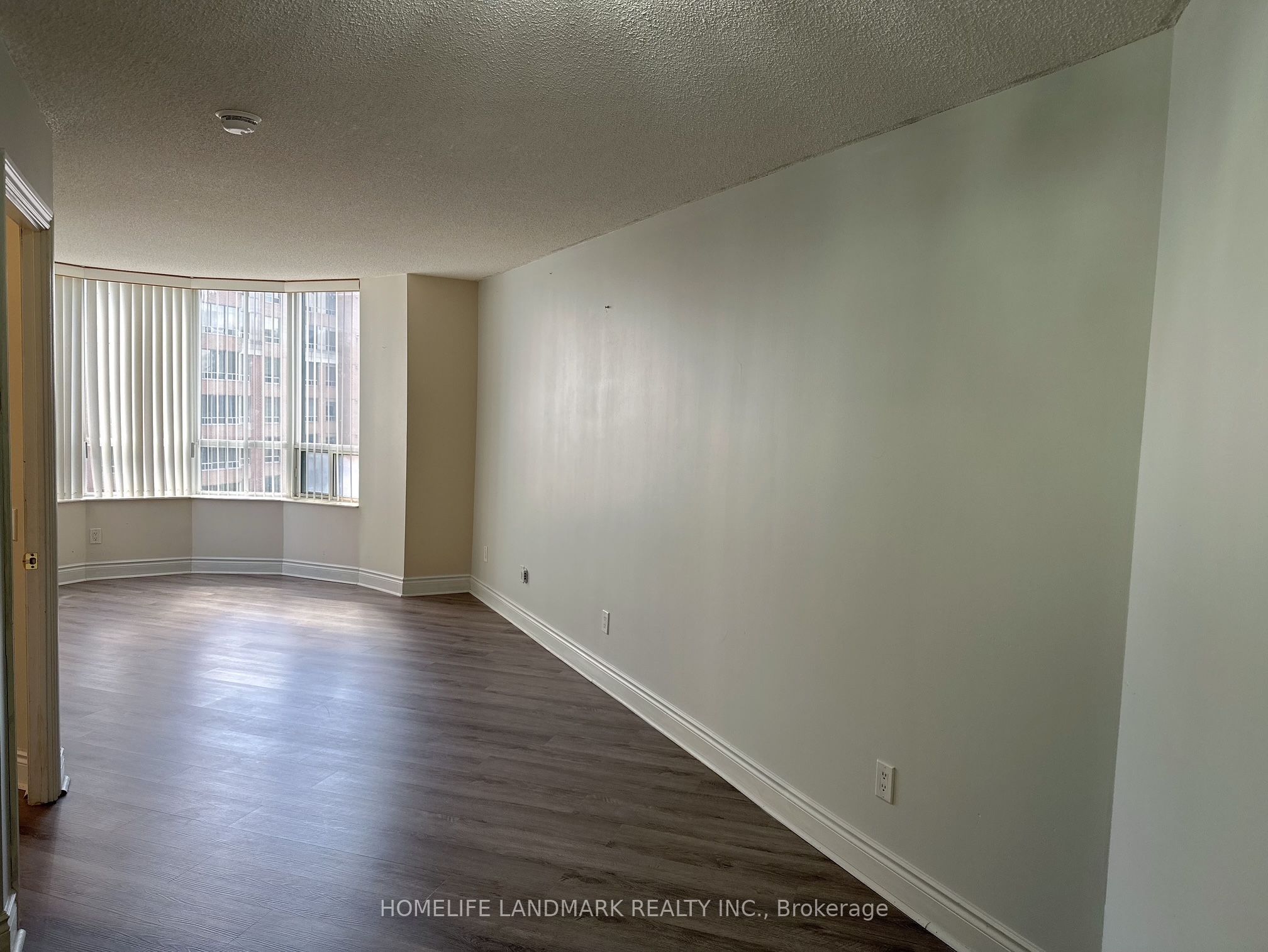 15 Northtown Way 822, Toronto, ON M2N 7A2 photo 5