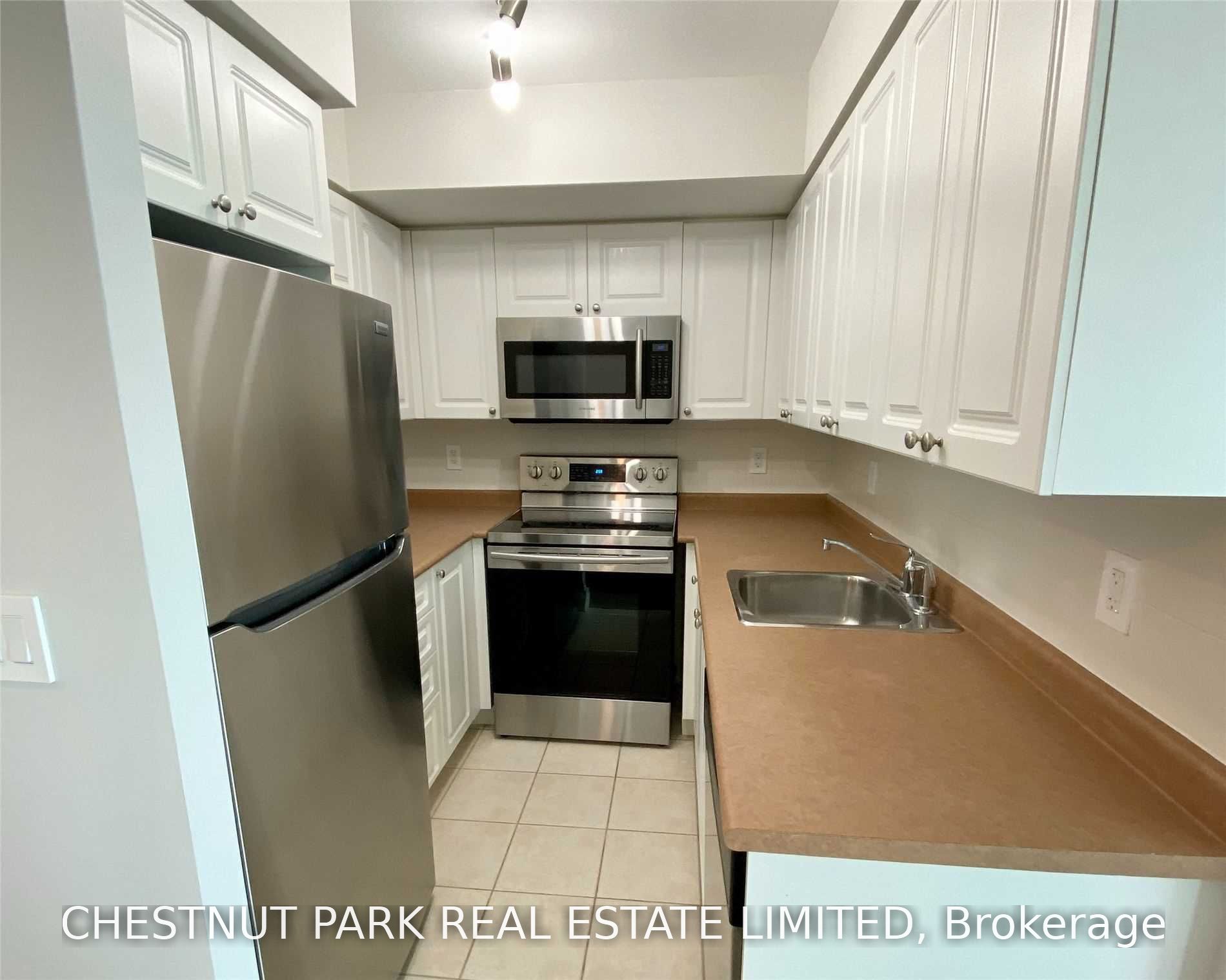 18 Yonge Street 1310, Toronto, ON M5E 1Z8 photo 5