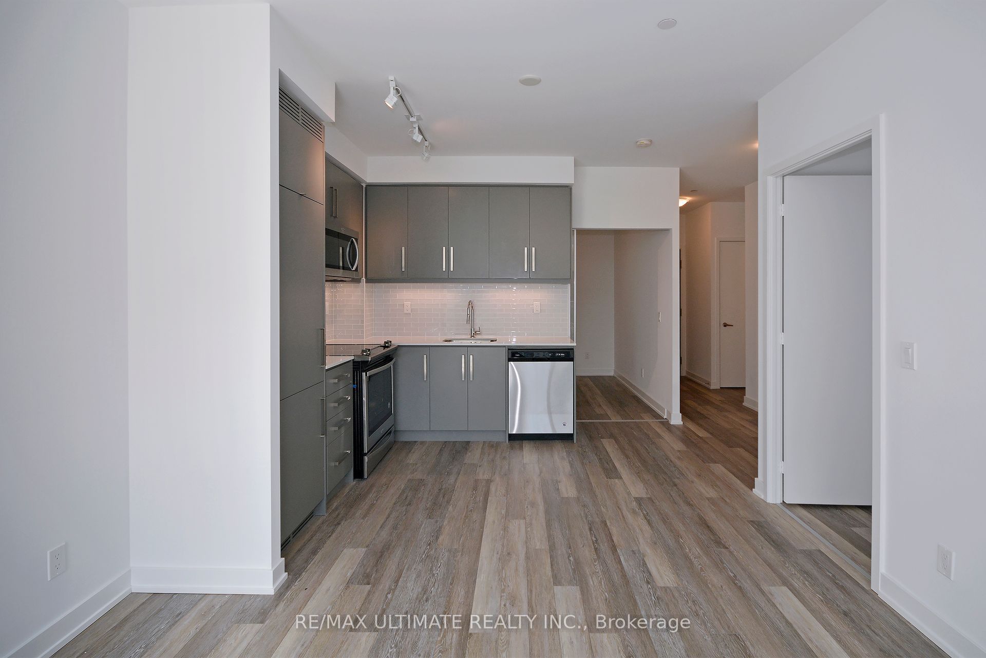 5180 Yonge Street 415, Toronto, ON M2N 5P6 photo 5