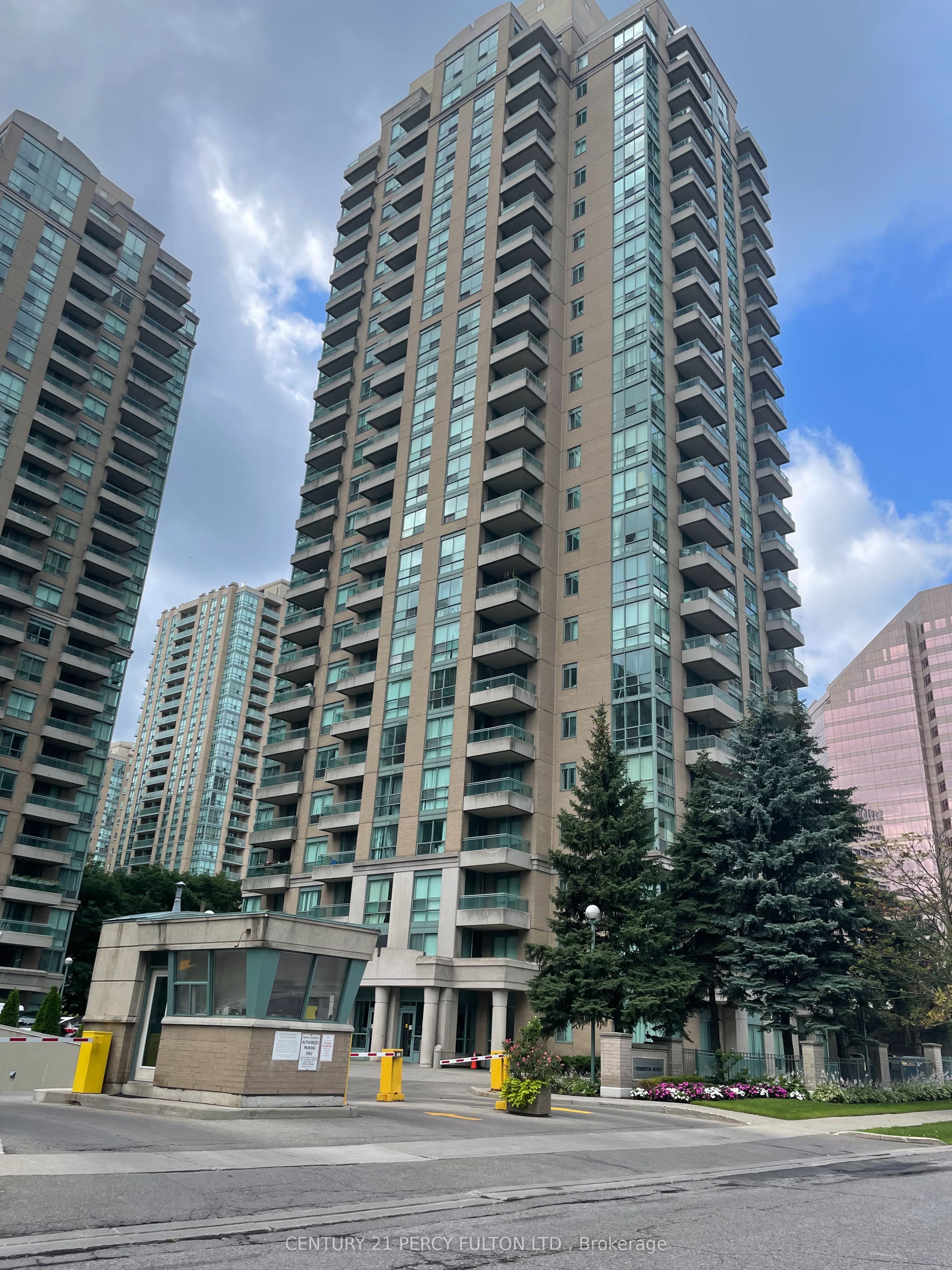 1 Pemberton Avenue 1503, Toronto, ON M2M 4L9 photo 2