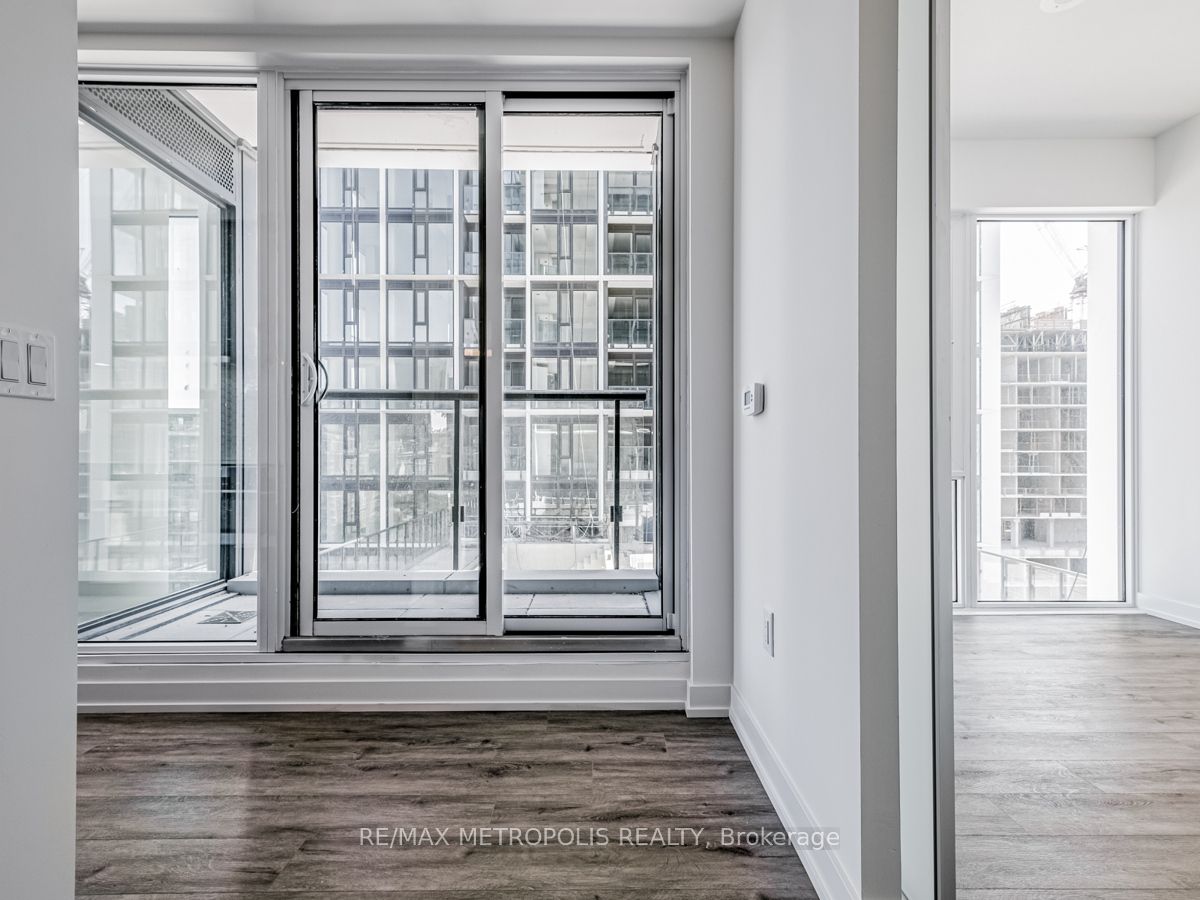 158 Front Street E 1508, Toronto, ON M5A 0K9 photo 5