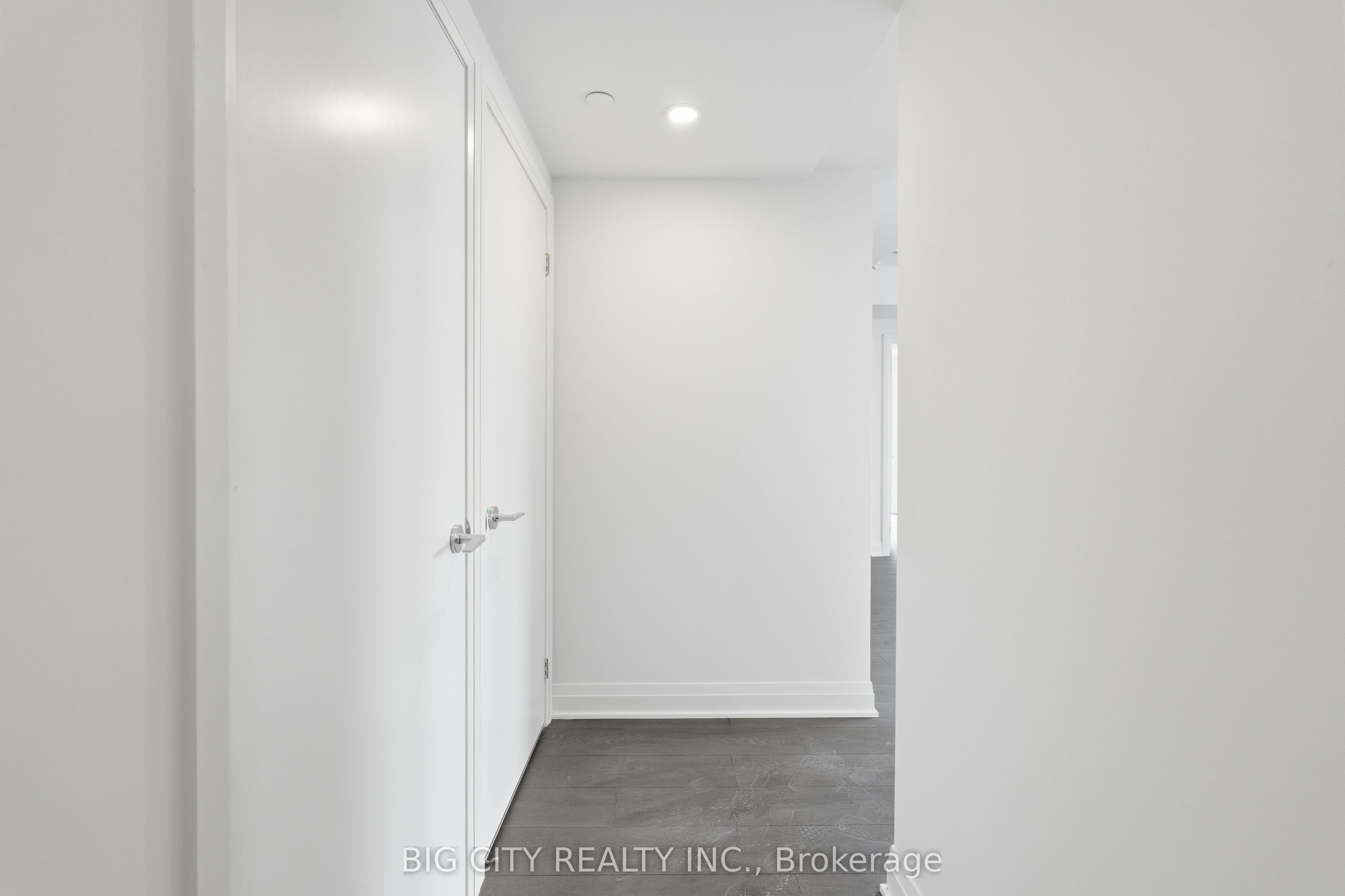 25 Frederick Todd Way 1704, Toronto, ON M4G 0C9 photo 3