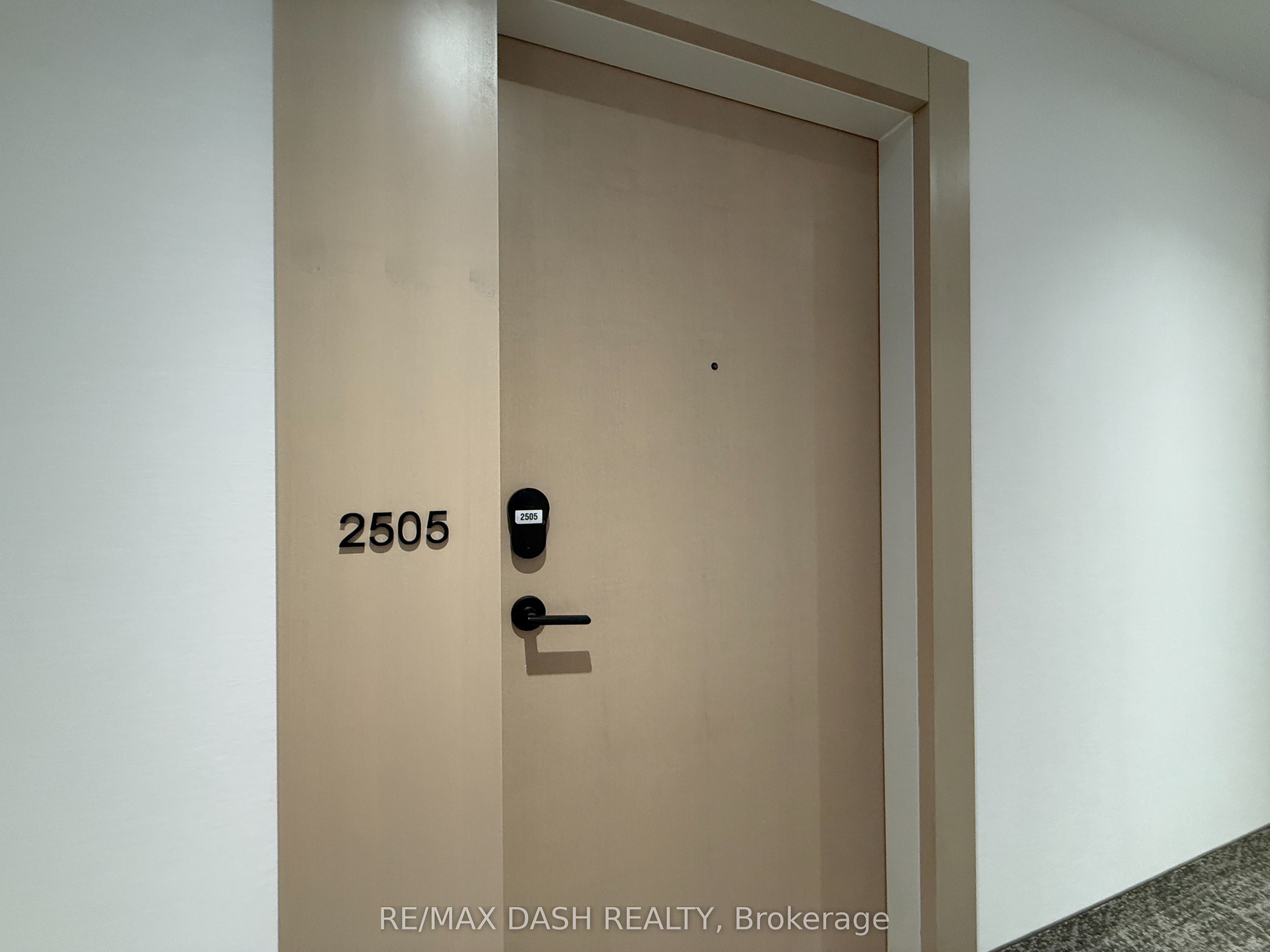 280 Dundas Street W 2505, Toronto, ON M5T 0E3