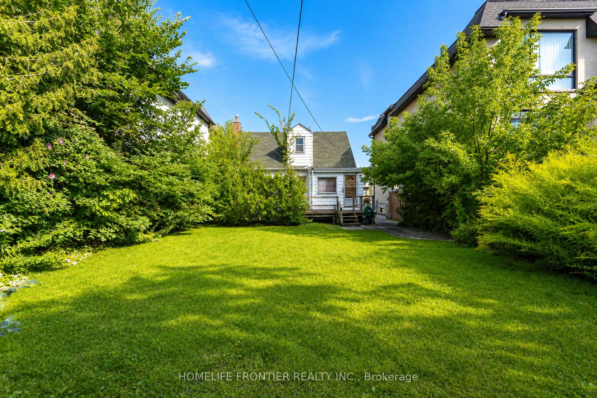 223 Elmwood Avenue, Toronto, ON M2N 3M8 photo 3