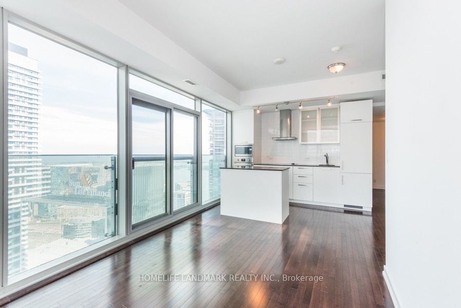 12 York Street 5110, Toronto, ON M5J 0A9 photo 3