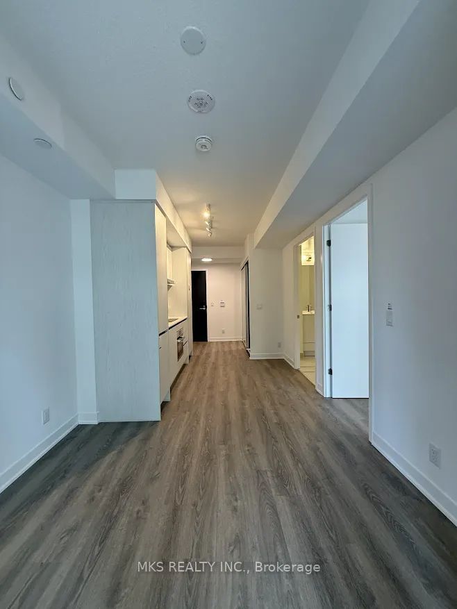 180 Front Street E 918, Toronto, ON M5A 0A9 photo 4