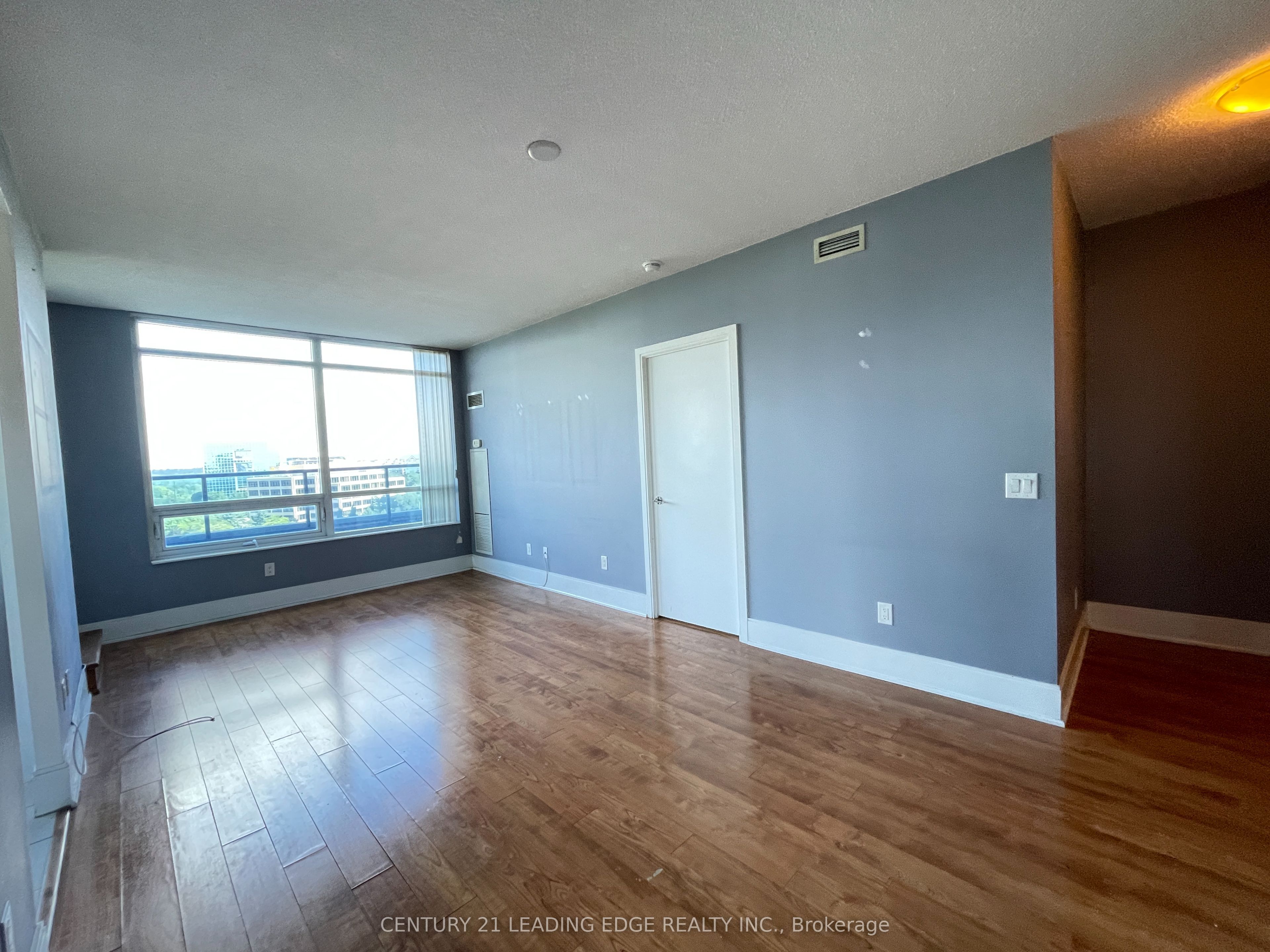 181 Wynford Drive 1007, Toronto, ON M3C 0C6 photo 3