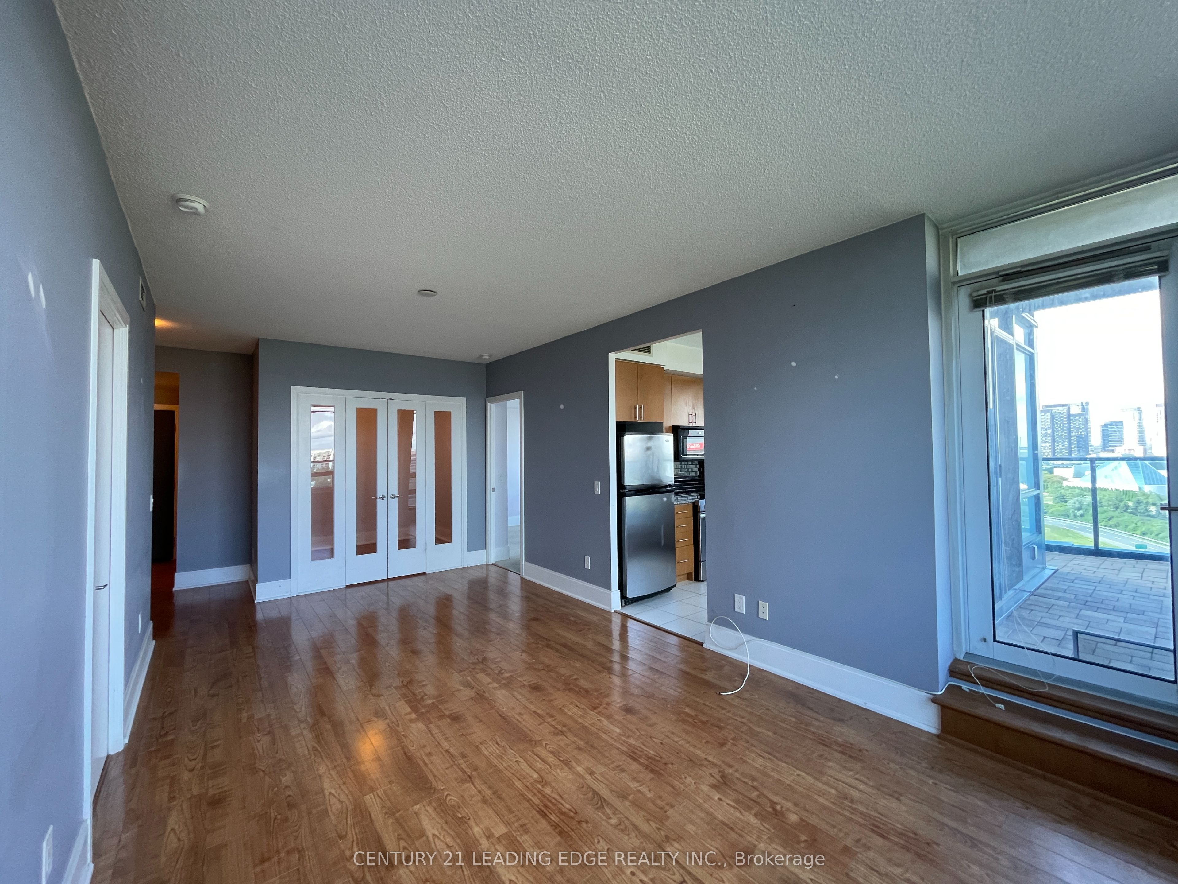 181 Wynford Drive 1007, Toronto, ON M3C 0C6 photo 5