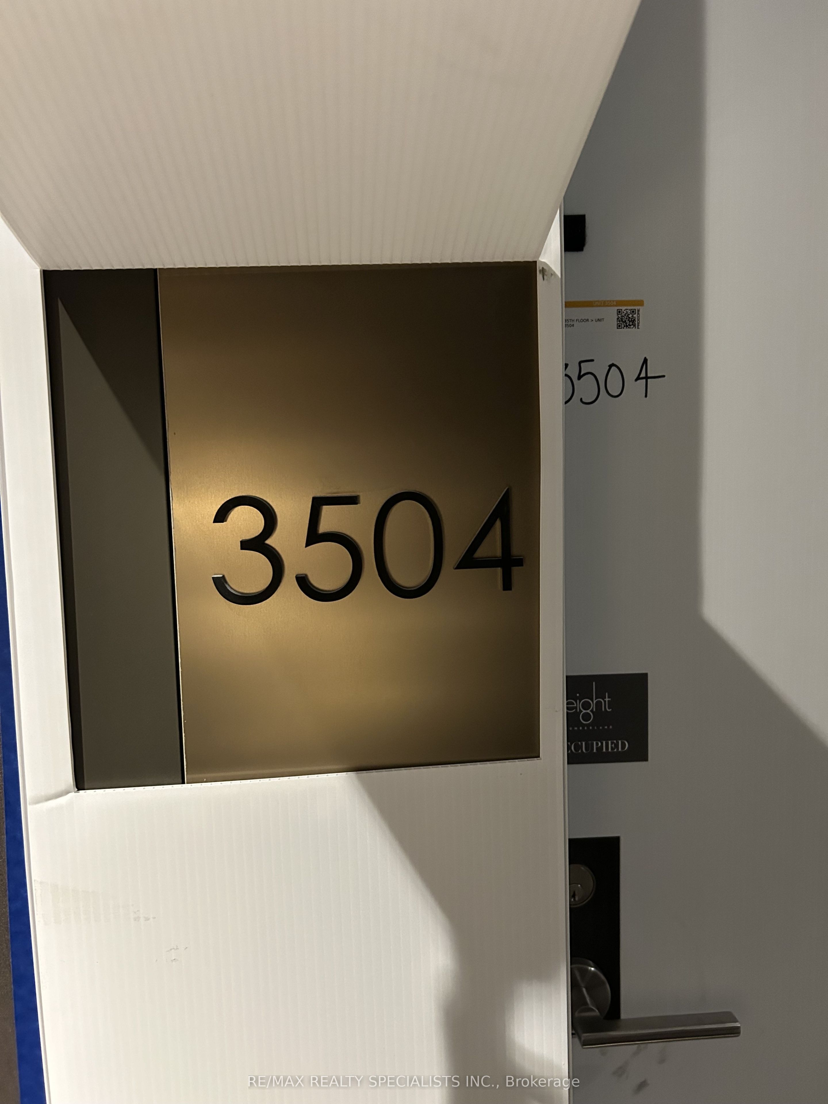 8 Cumberland Street 3504, Toronto, ON M4W 0B6 photo 3