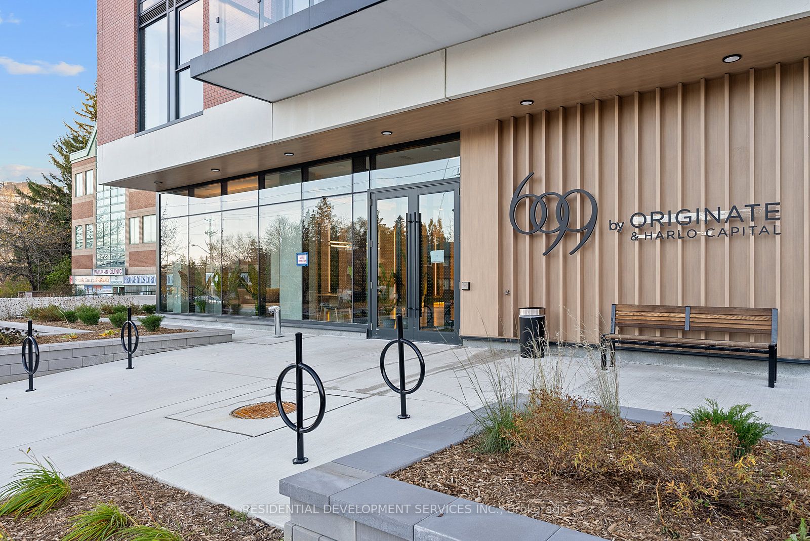 699 Sheppard Avenue E 1109, Toronto, ON M2K 0J5 photo 2
