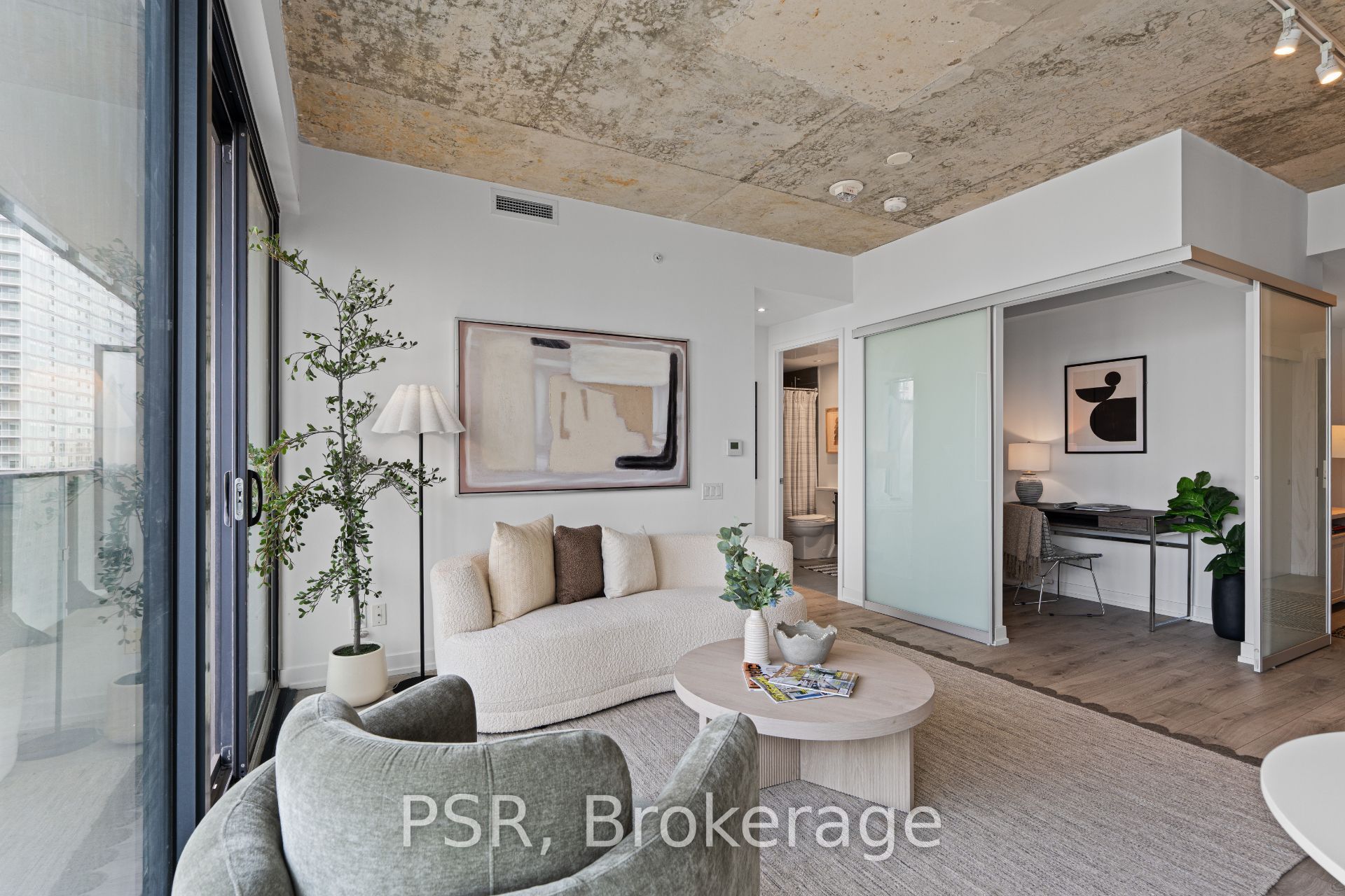 161 Roehampton Avenue 2601, Toronto, ON M4P 0C8 photo 4