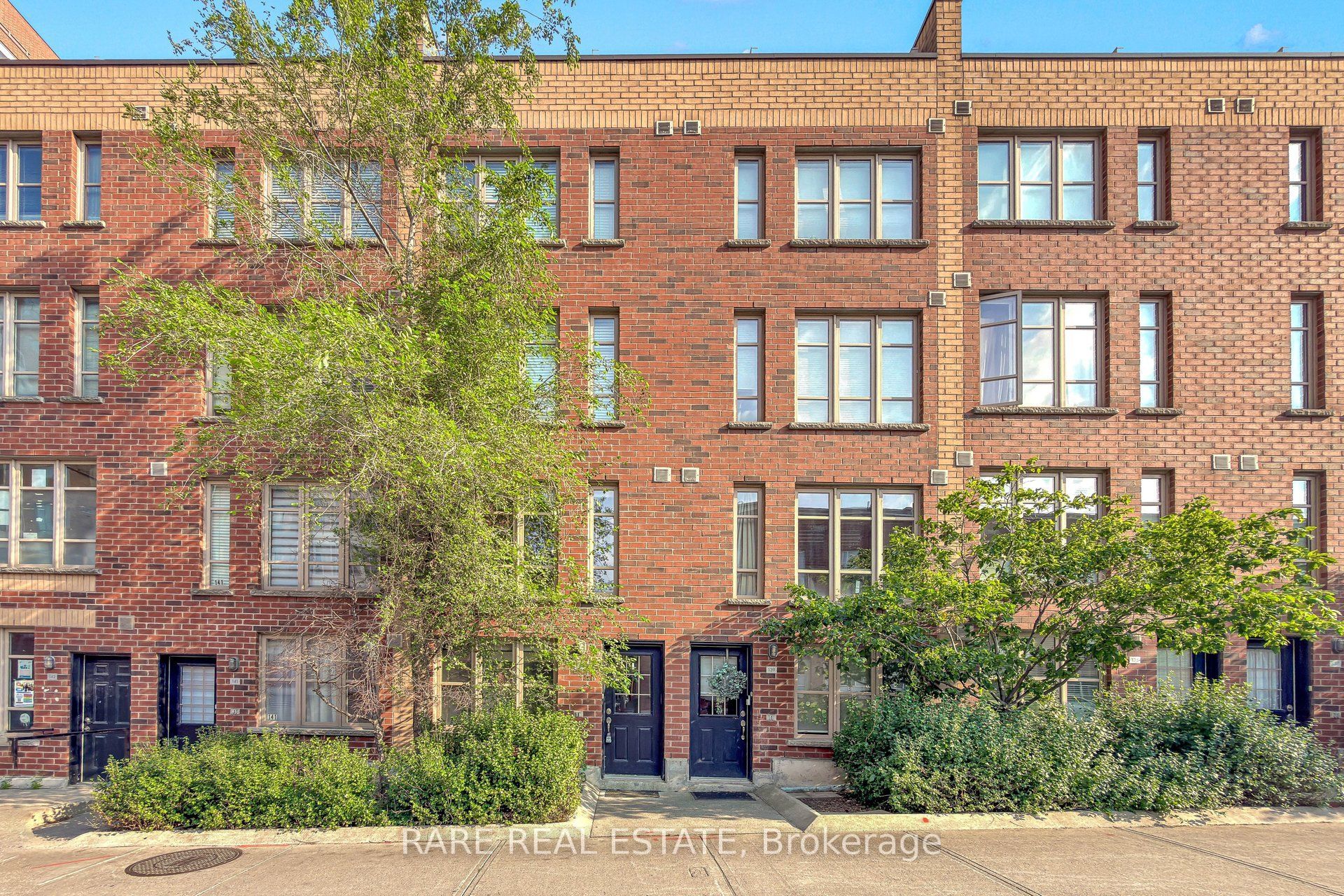 21 Ruttan Street 140, Toronto, ON M6P 0A1 photo 3