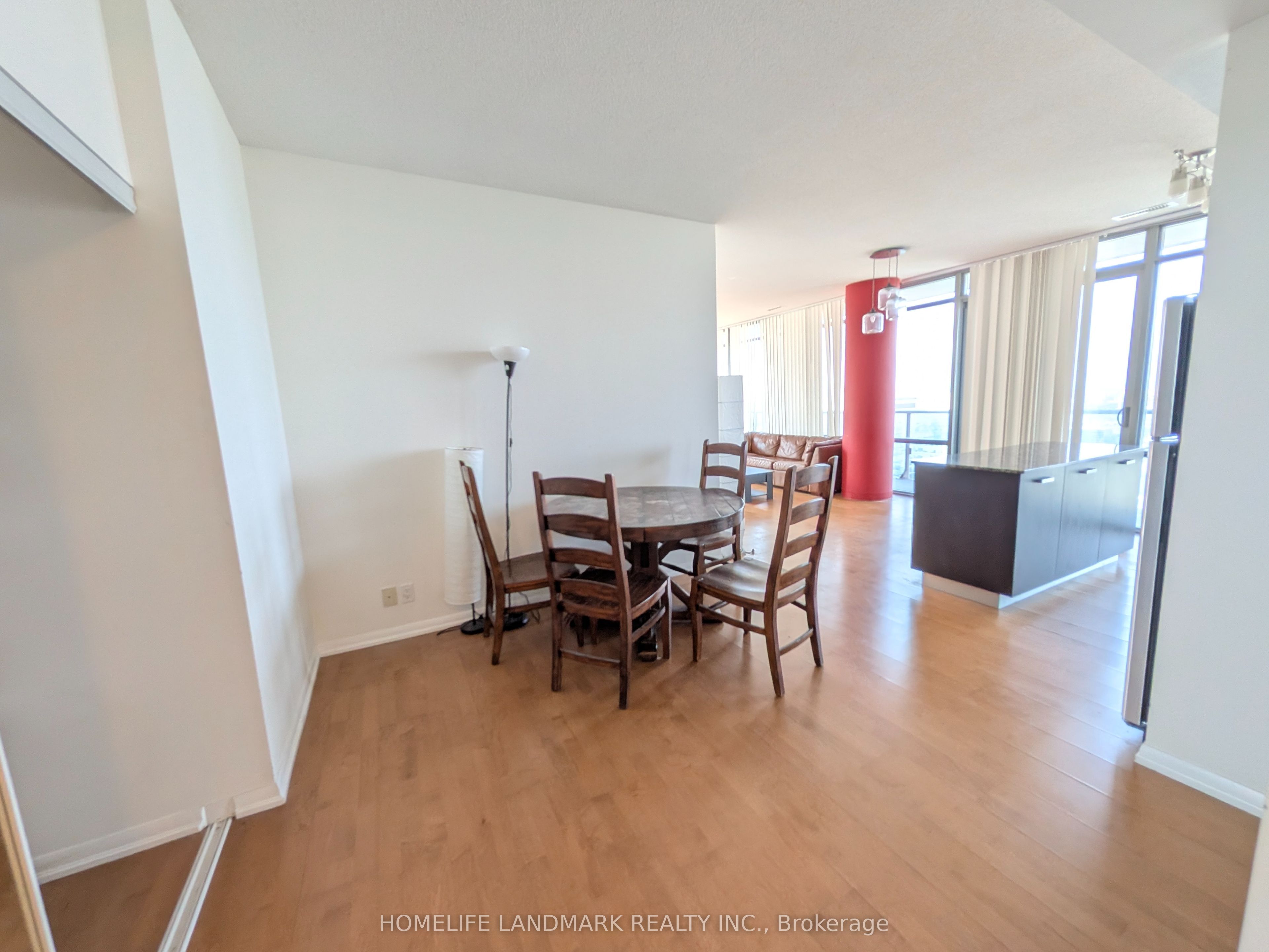 832 Bay Street 3310, Toronto, ON M5S 1Z6 photo 4