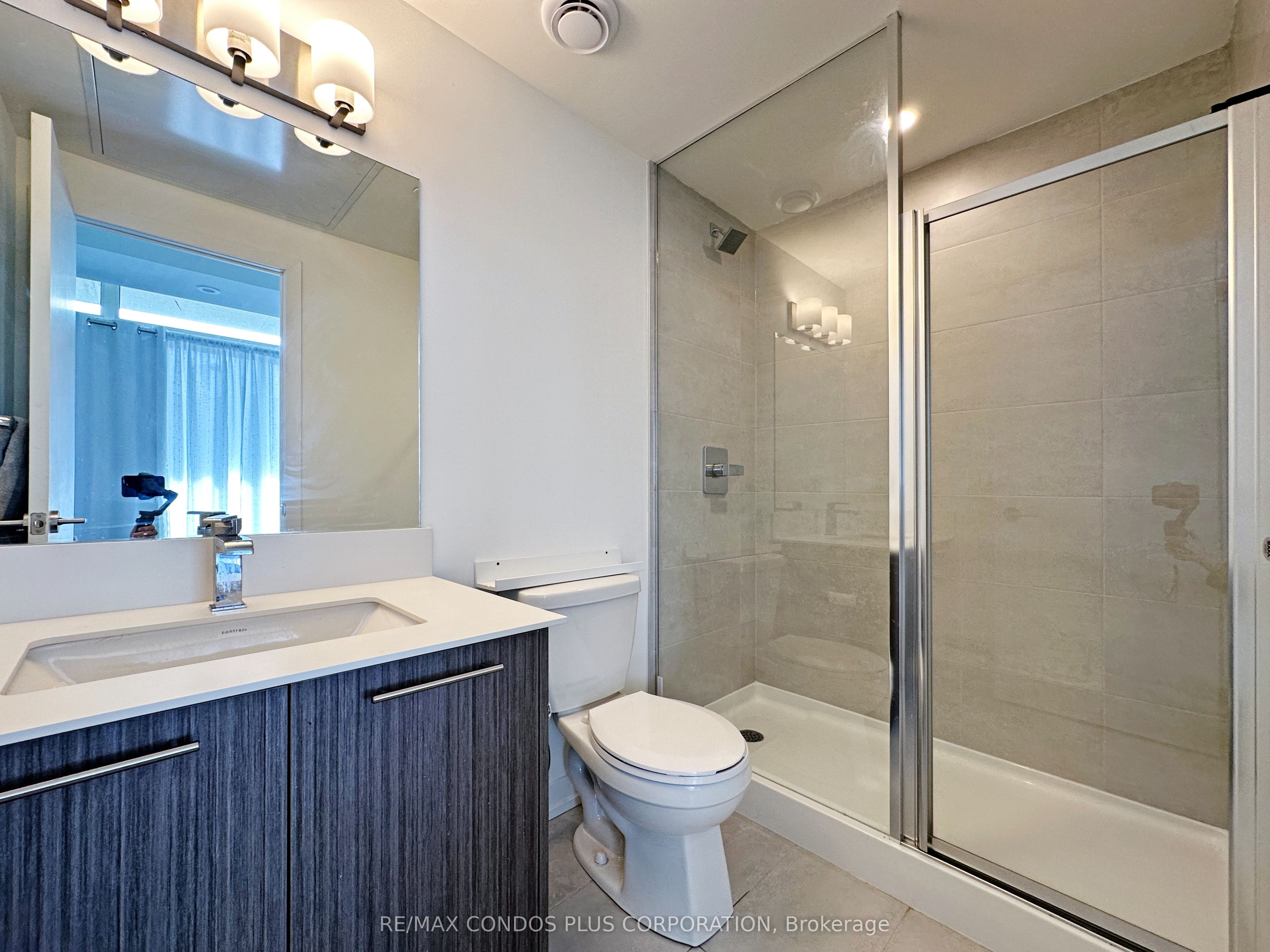871 Sheppard Avenue W 9, Toronto, ON M3H 0E8 photo 2