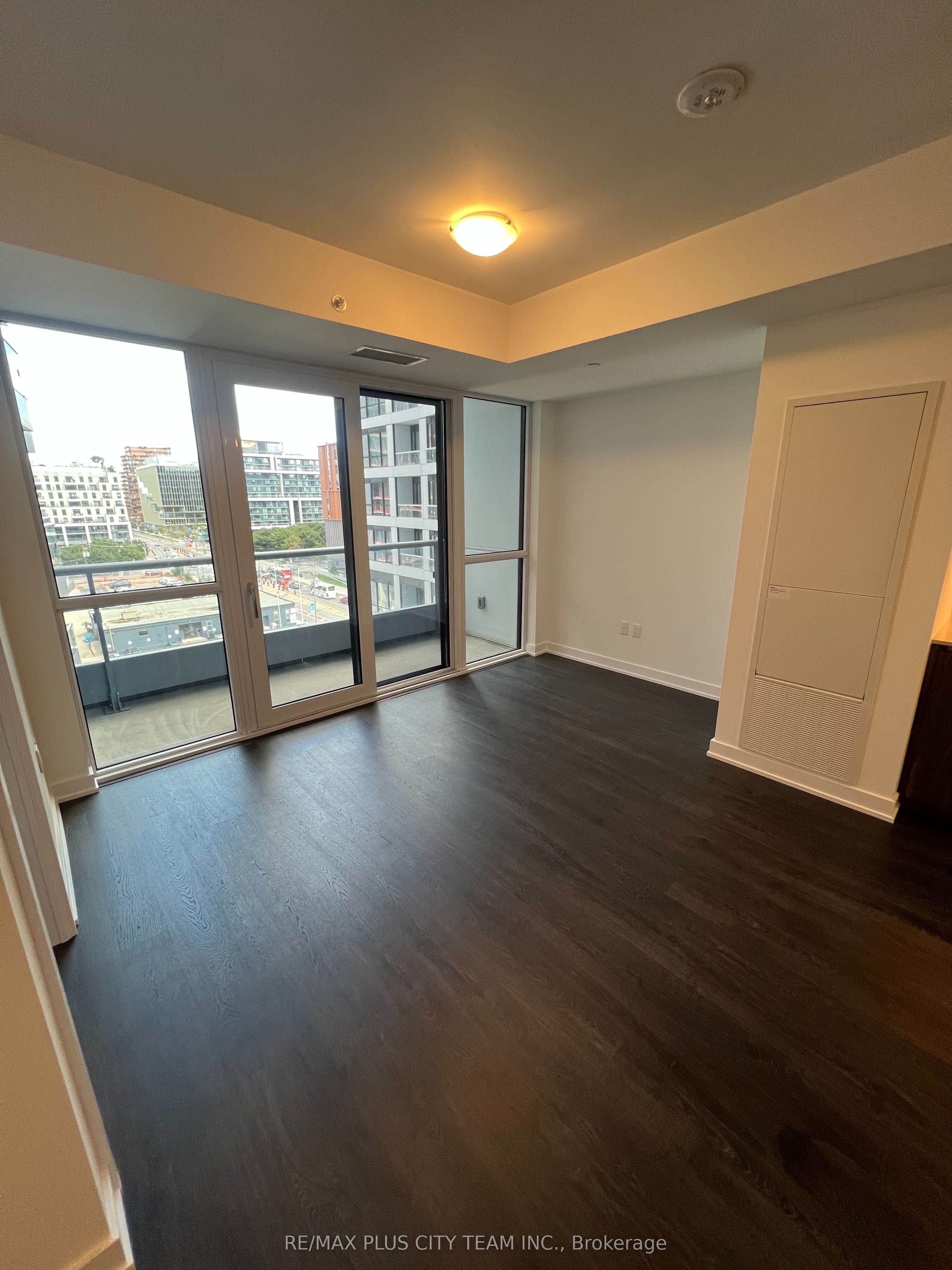 15 Richardson Street 710, Toronto, ON M5A 0Y5 photo 3