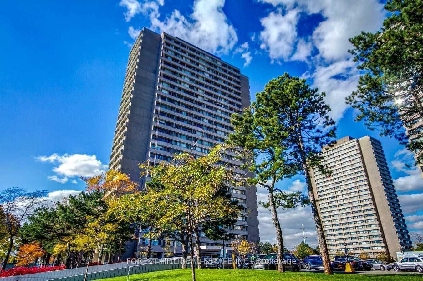715 Don Mills Road 1002, Toronto, ON M3C 1S4