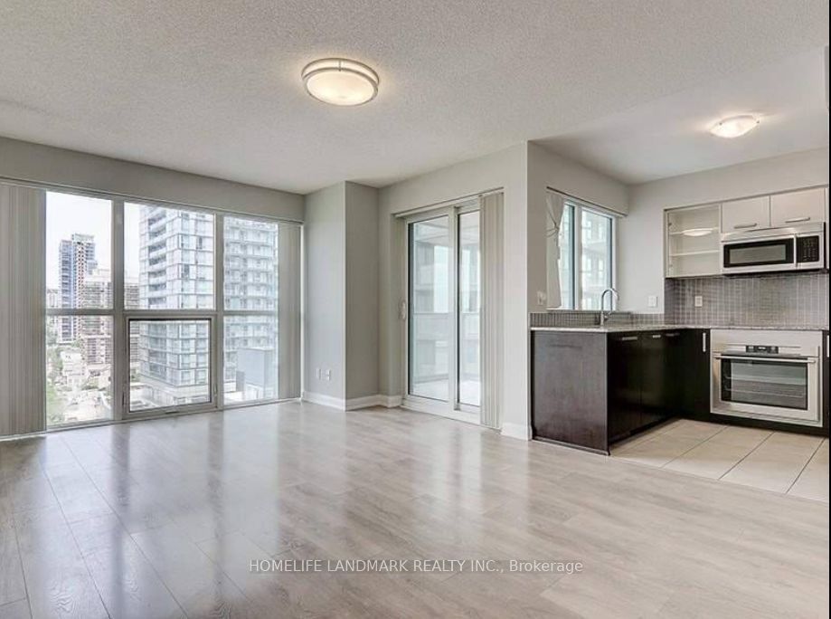 5162 Yonge Street 1005, Toronto, ON M2N 0E9 photo 3
