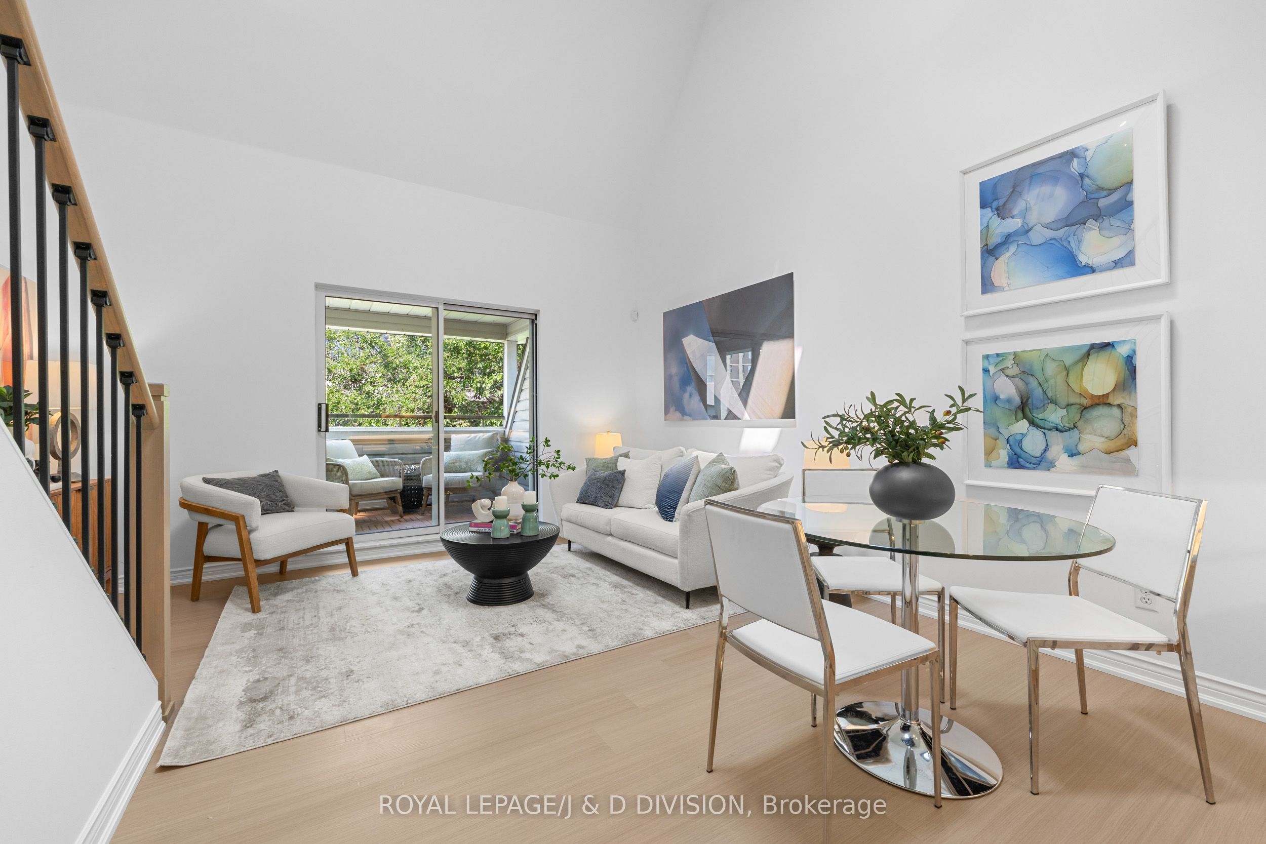 217 St George Street 54, Toronto, ON M5R 3S7
