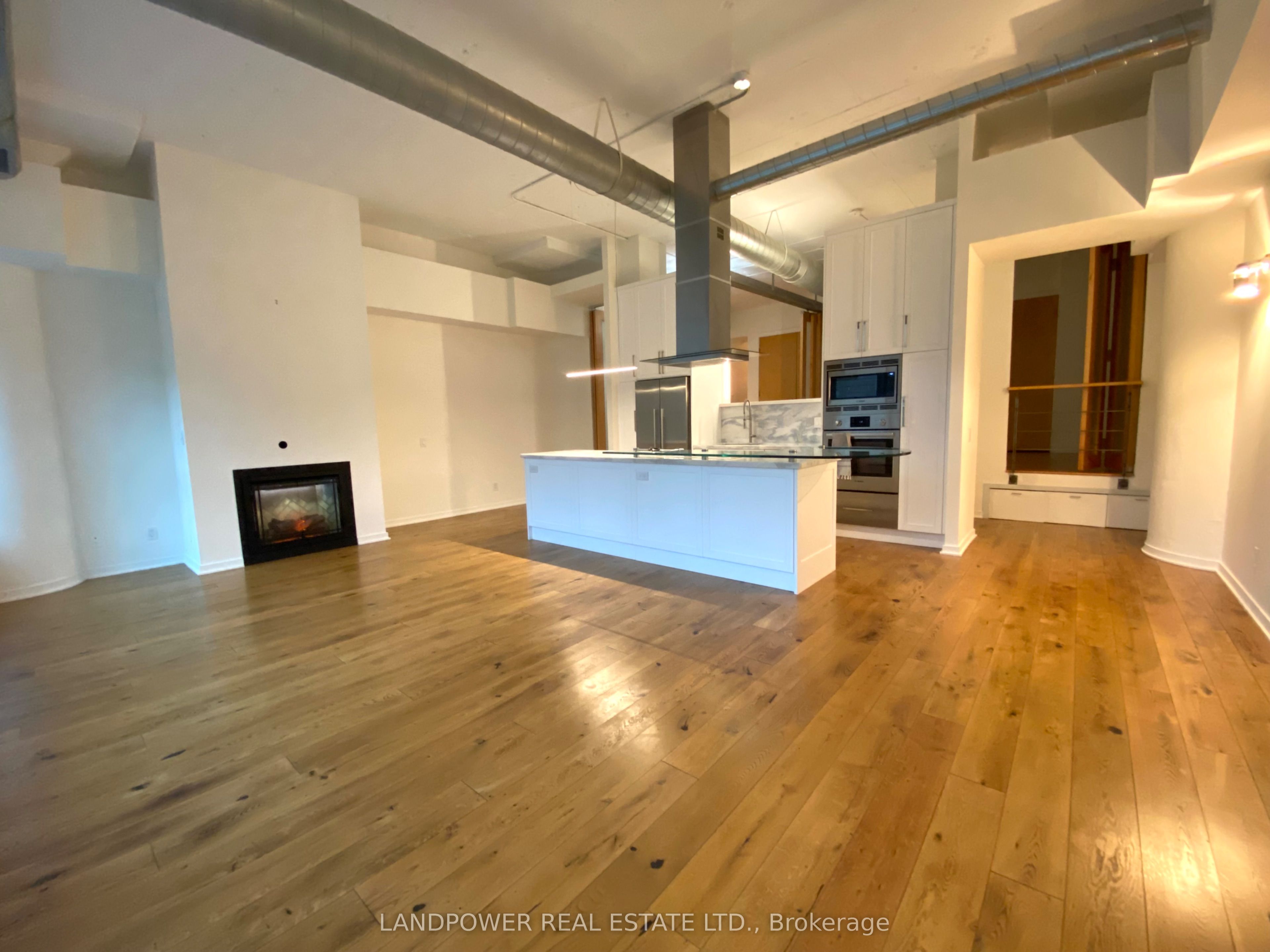 155 Dalhousie Street 413, Toronto, ON M5B 2P7 photo 5