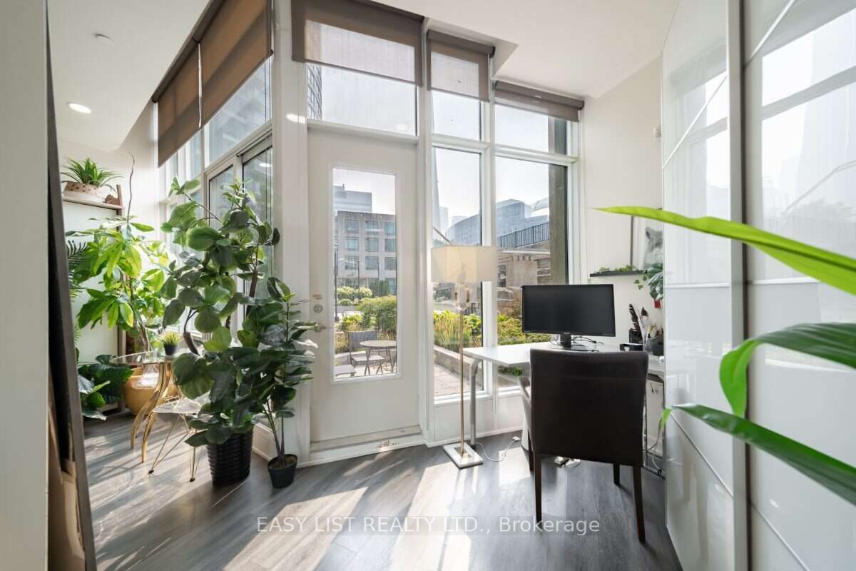 373 Front Street W 101, Toronto, ON M5V 3R7 photo 4