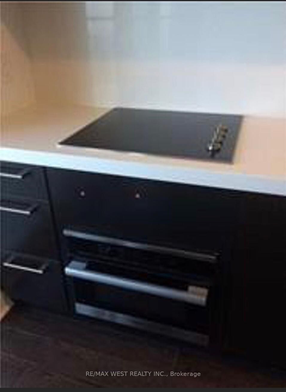 65 St Mary Street 4308, Toronto, ON M5S 0A6 photo 5