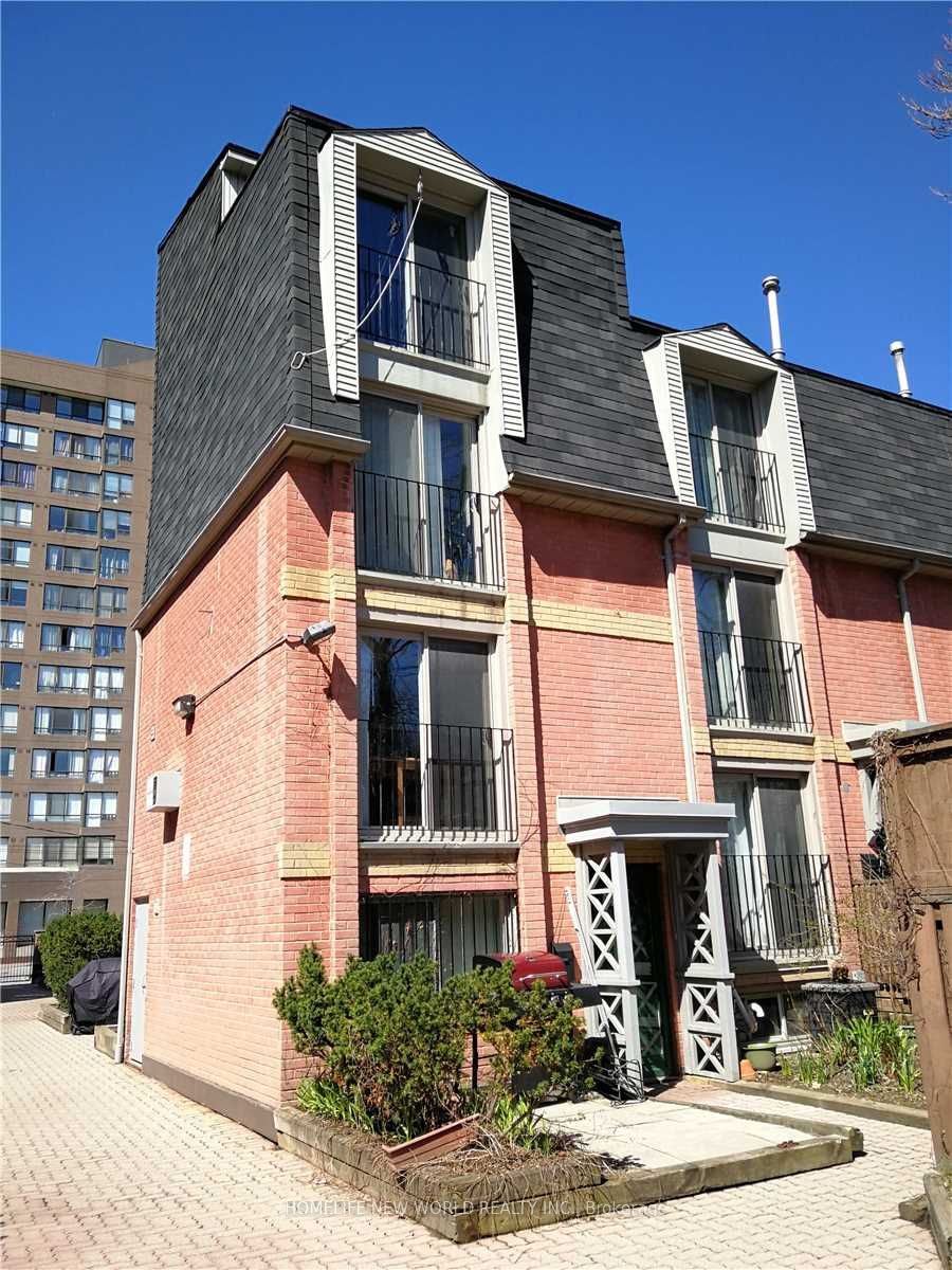 325 Jarvis Street 33, Toronto, ON M5B 2C2 photo 4