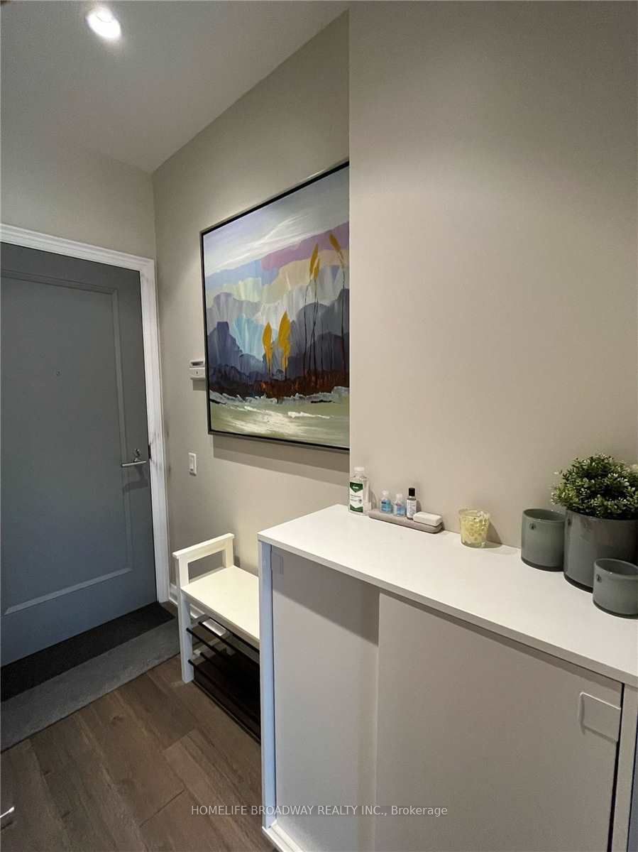 155 Yorkville Avenue 3107, Toronto, ON M5R 0B4 photo 2