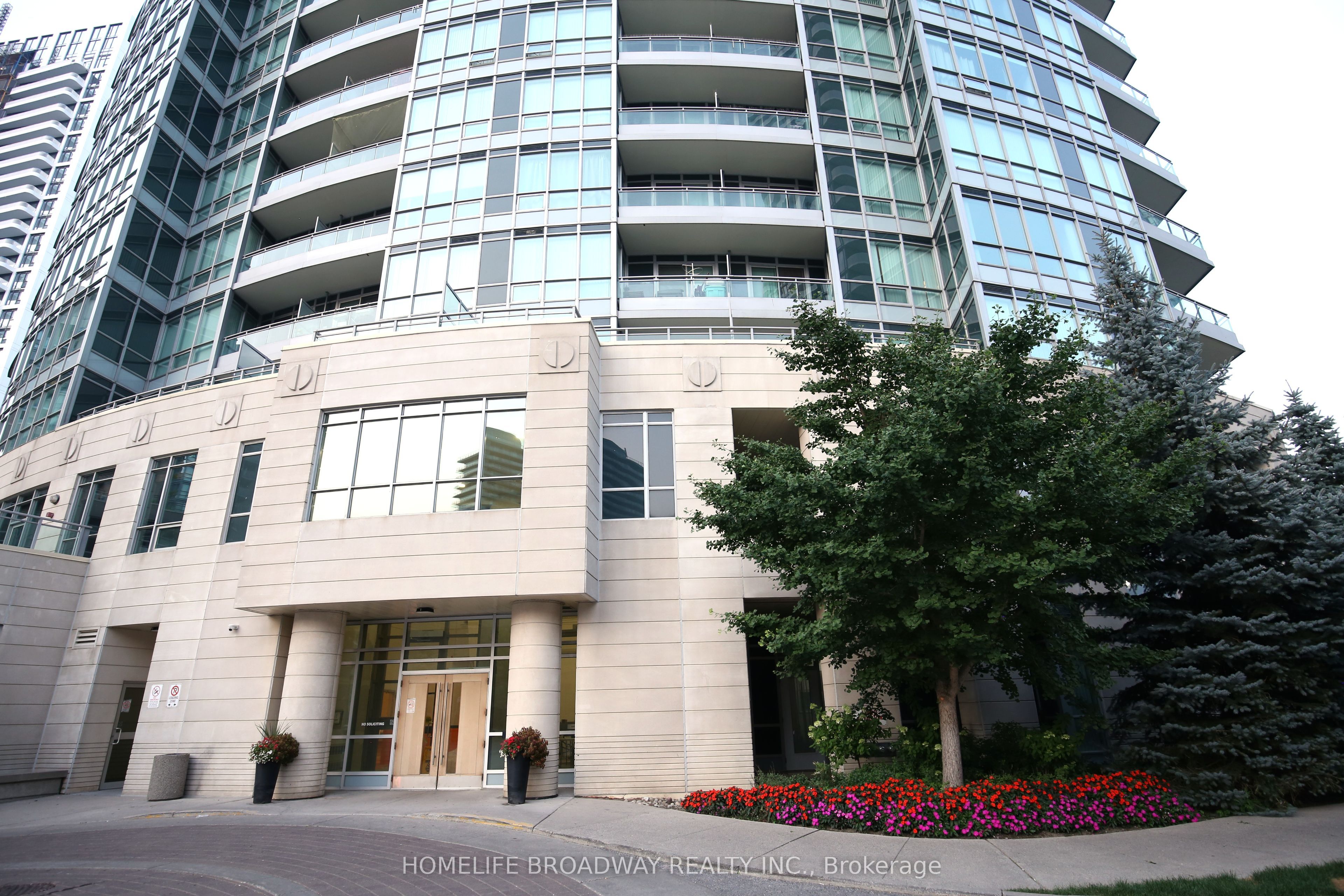 18 Holmes Avenue 2515, Toronto, ON M2N 0E1