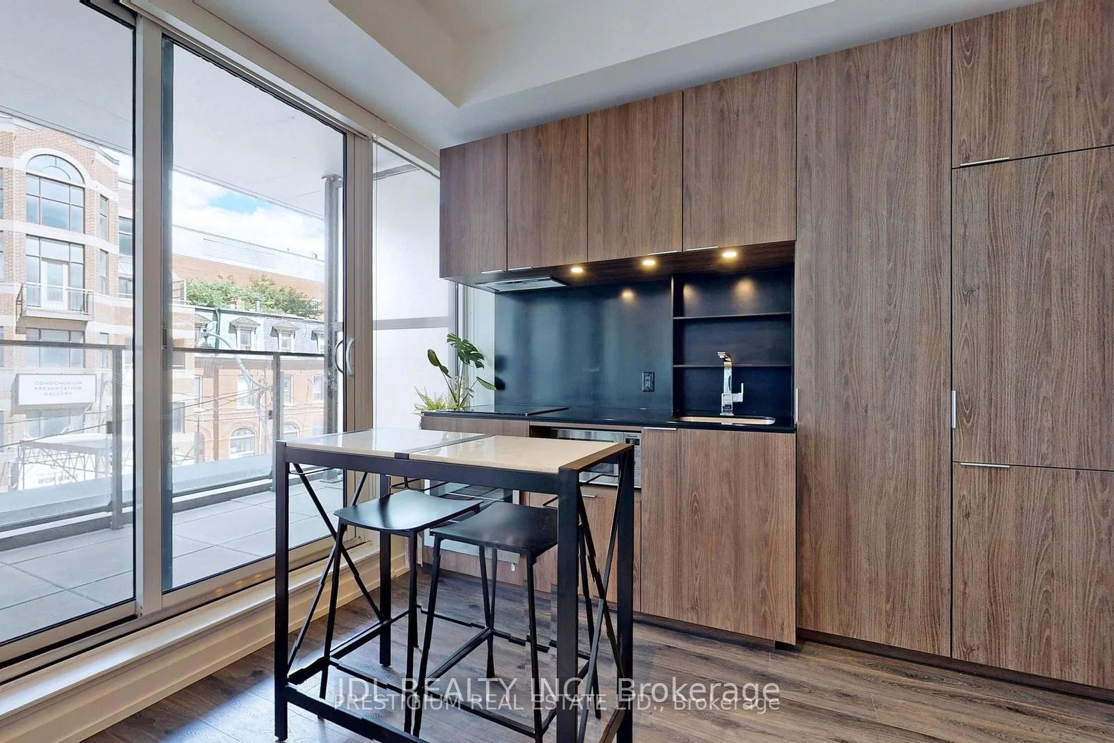 77 Shuter Street 207, Toronto, ON M5B 0B8 photo 2