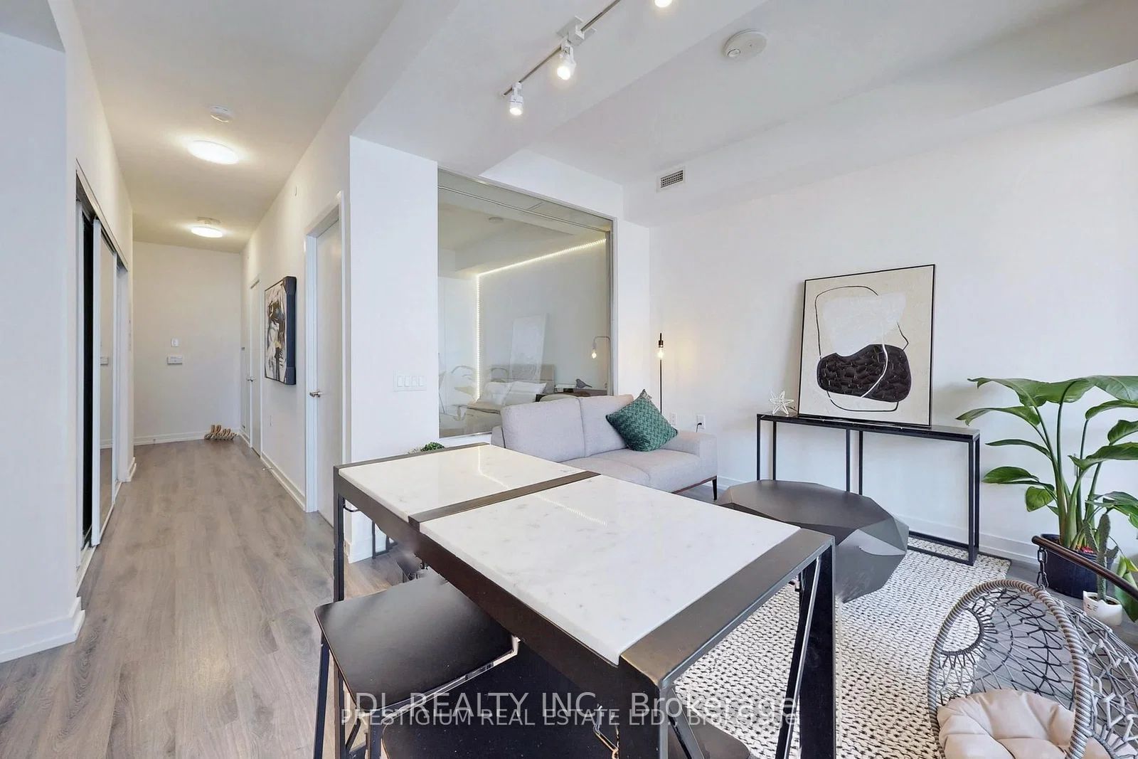 77 Shuter Street 207, Toronto, ON M5B 0B8 photo 4