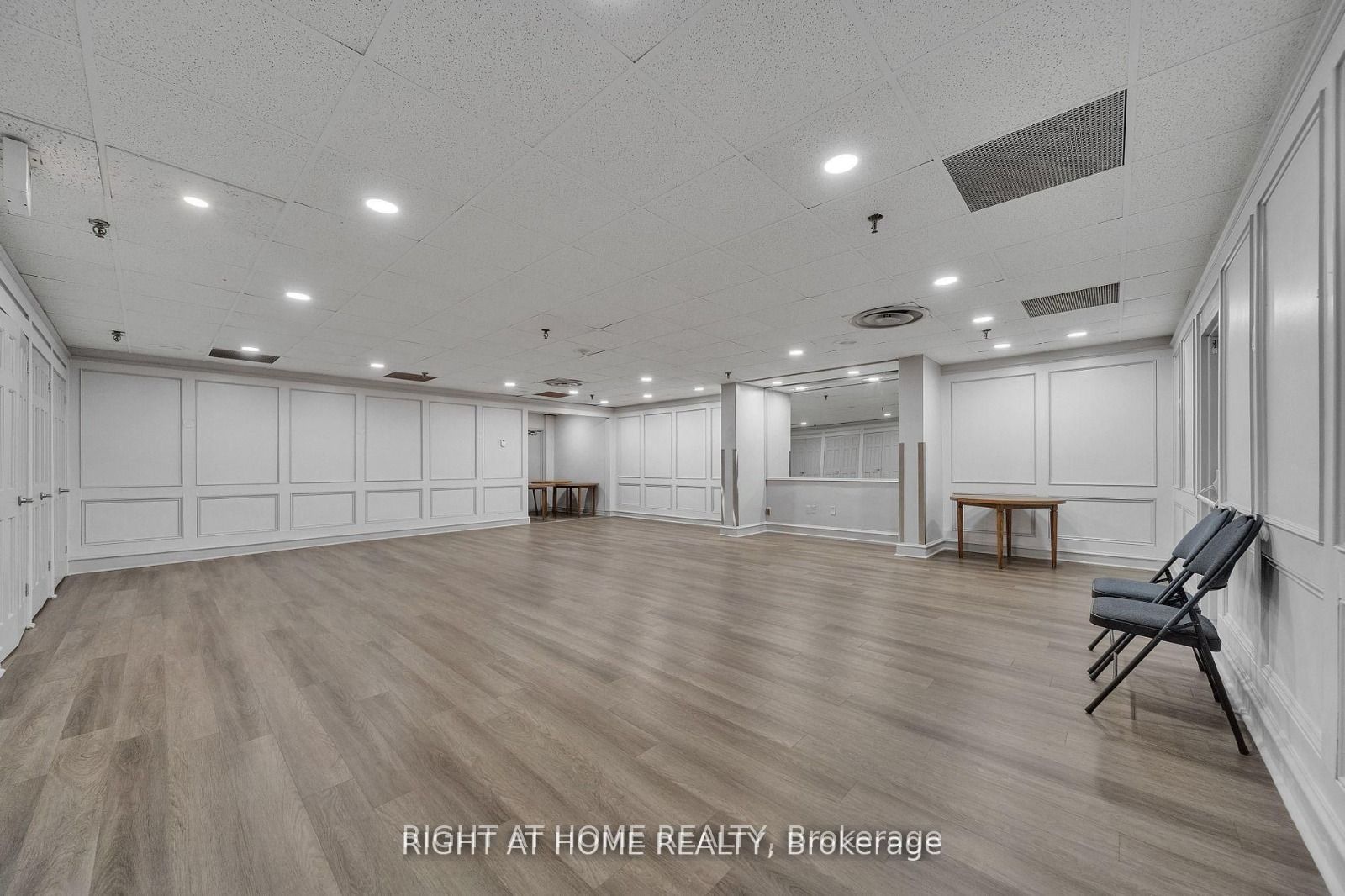 260 Seneca Hill Drive 1415, Toronto, ON M2J 4S6 photo 3