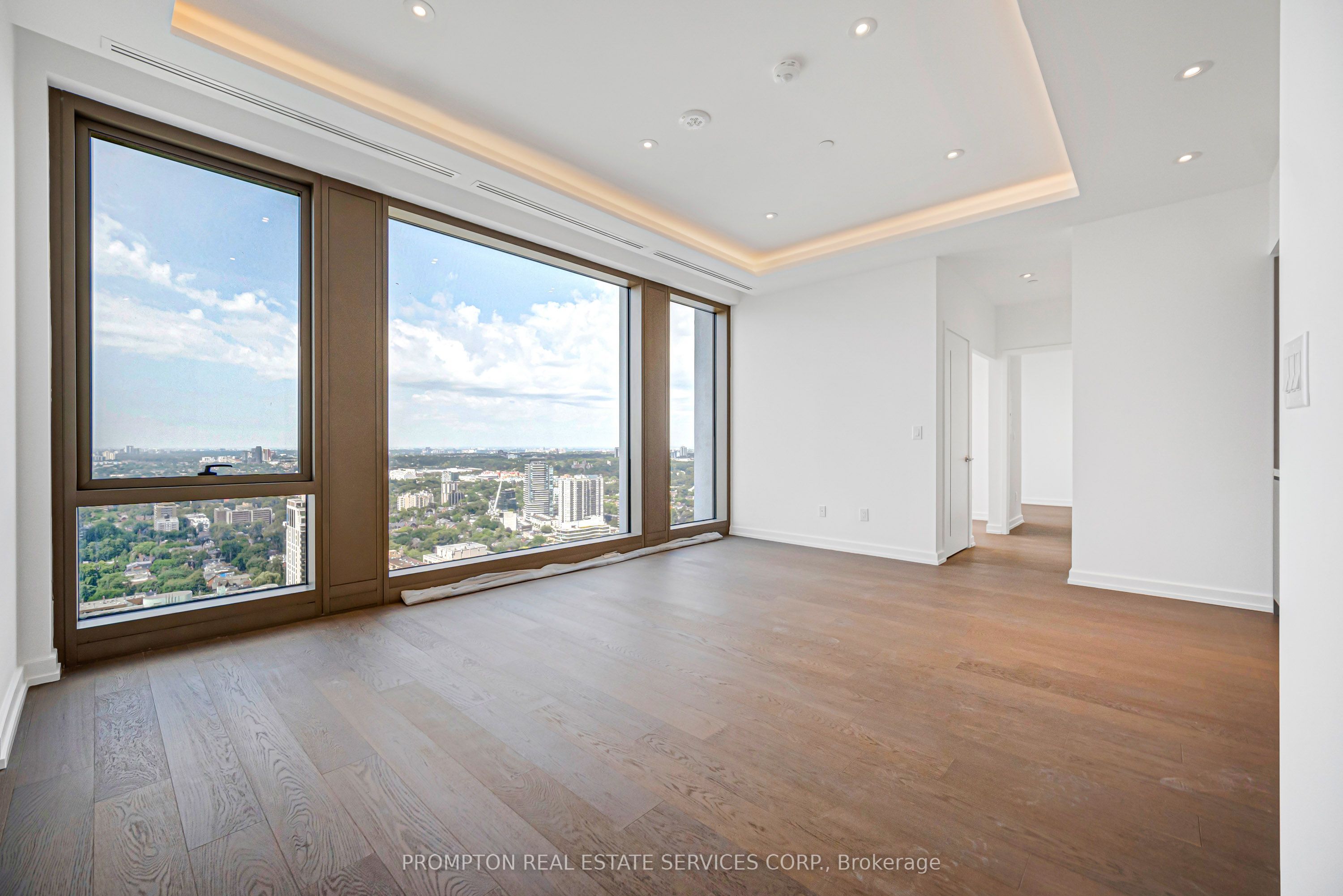 1315 Bay st Street 3302, Toronto, ON M5R 2C4 photo 5