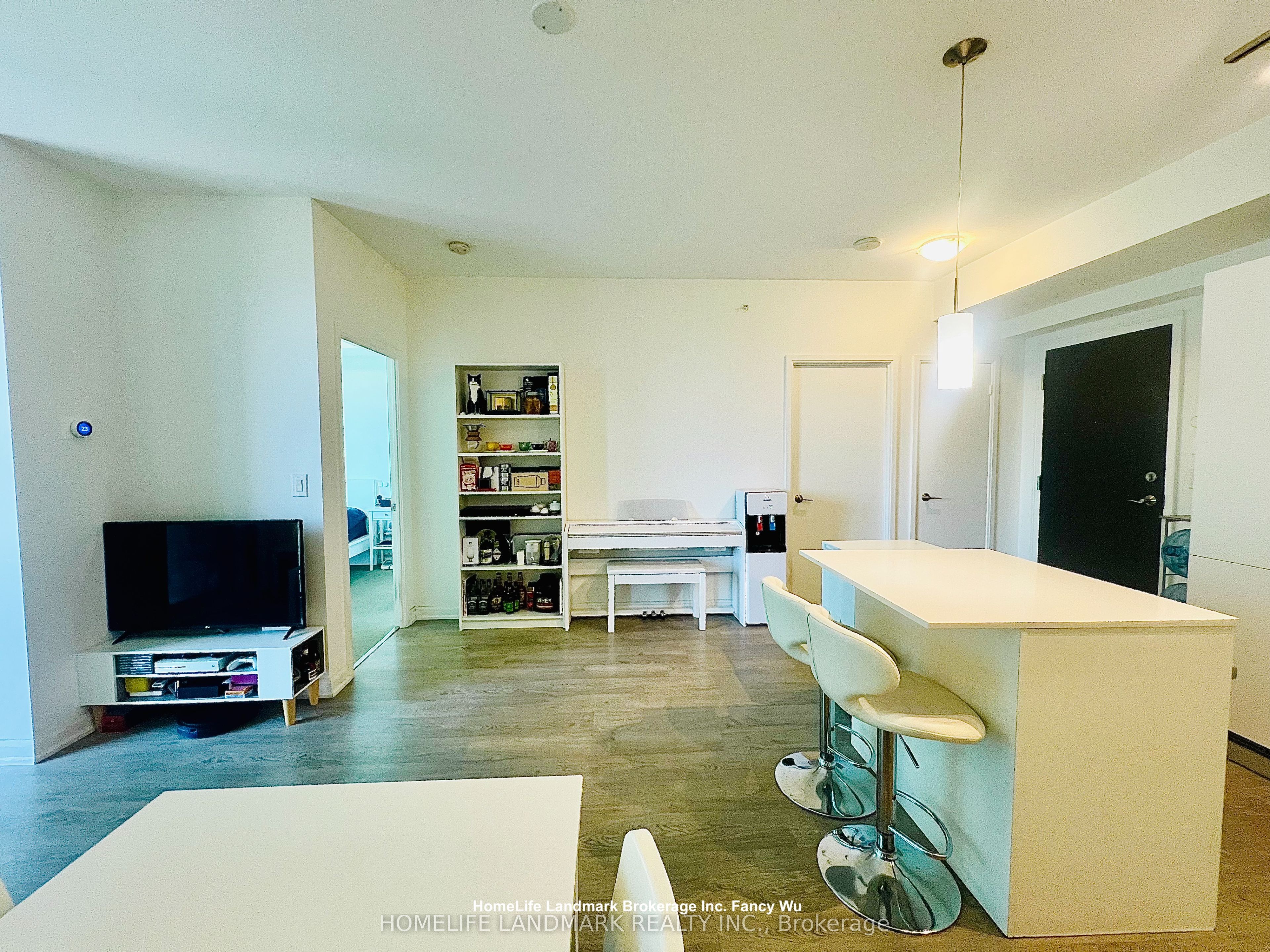 9 Bogert Avenue 1204, Toronto, ON M2N 0H3 photo 5
