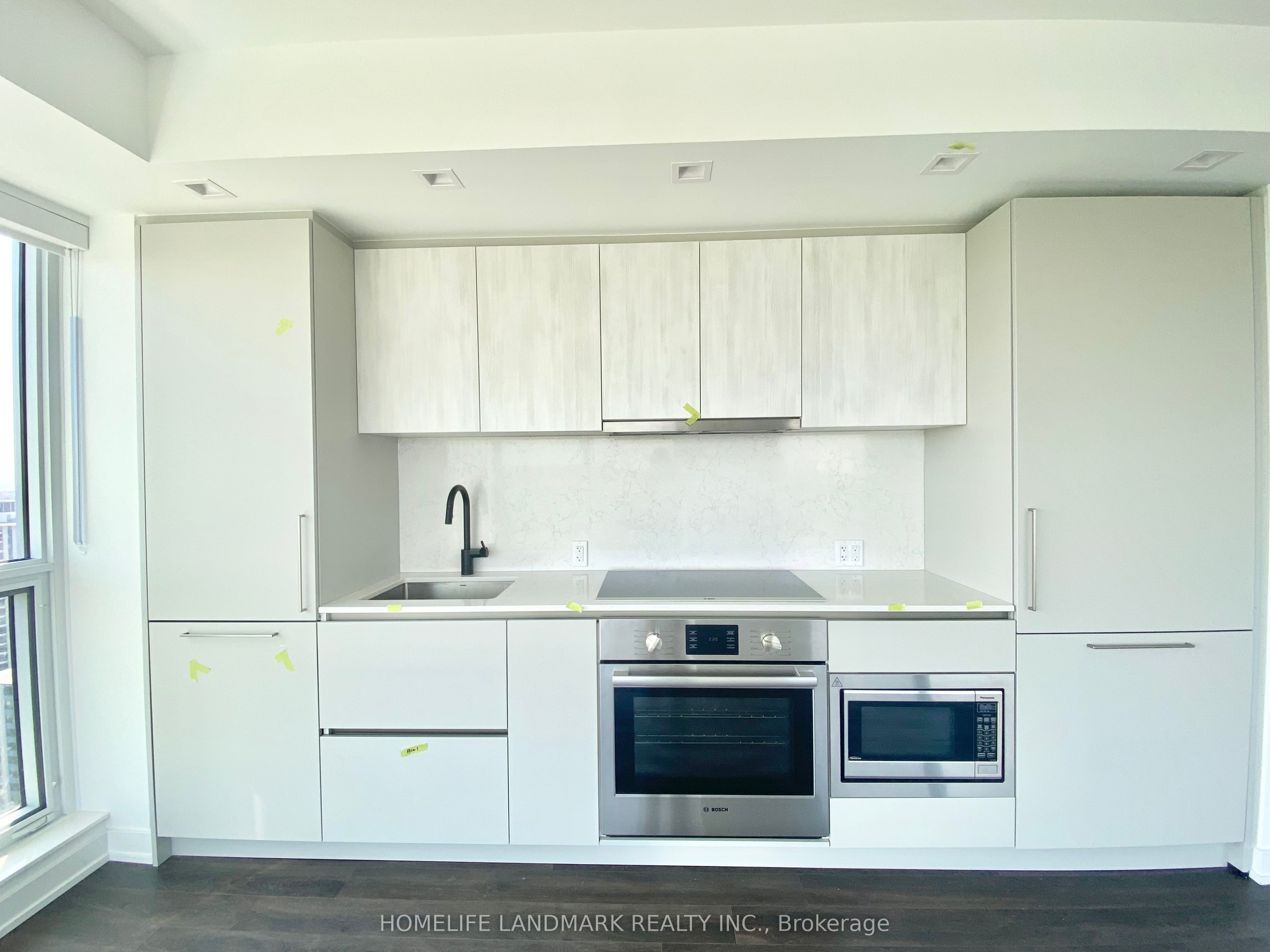 609 Sherbourne Street 2807, Toronto, ON M4X 0A4 photo 5