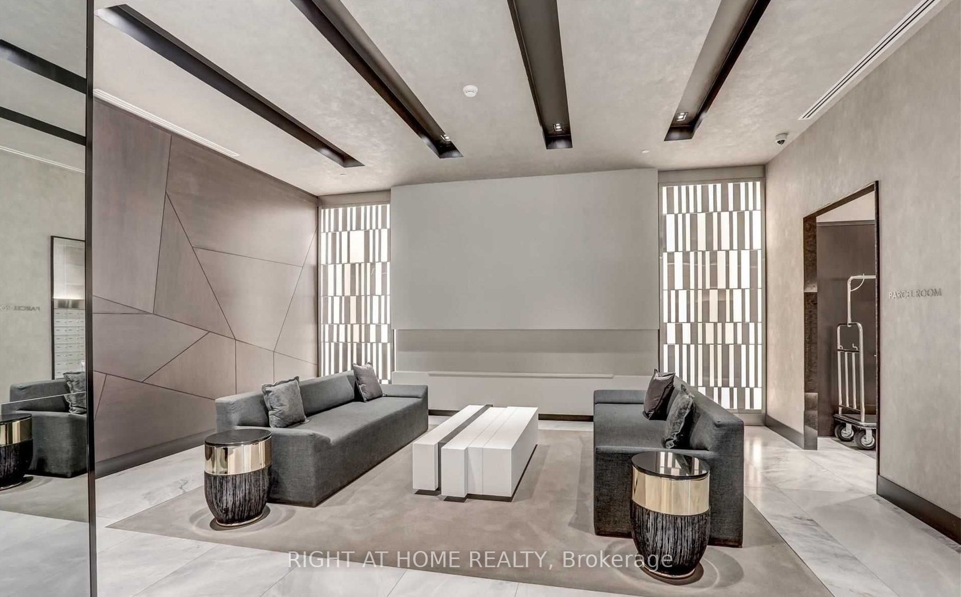 609 Avenue Road 1806, Toronto, ON M4V 2K3 photo 4