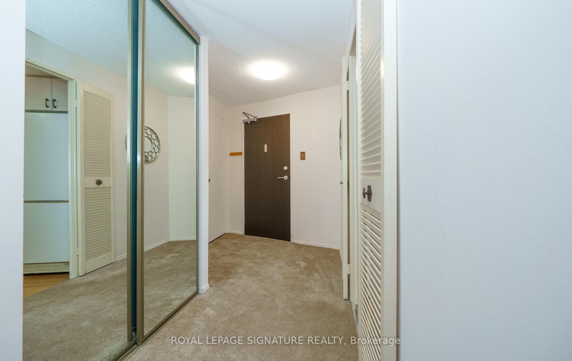 3303 Don Mills Road 1703, Toronto, ON M2J 4T6 photo 5