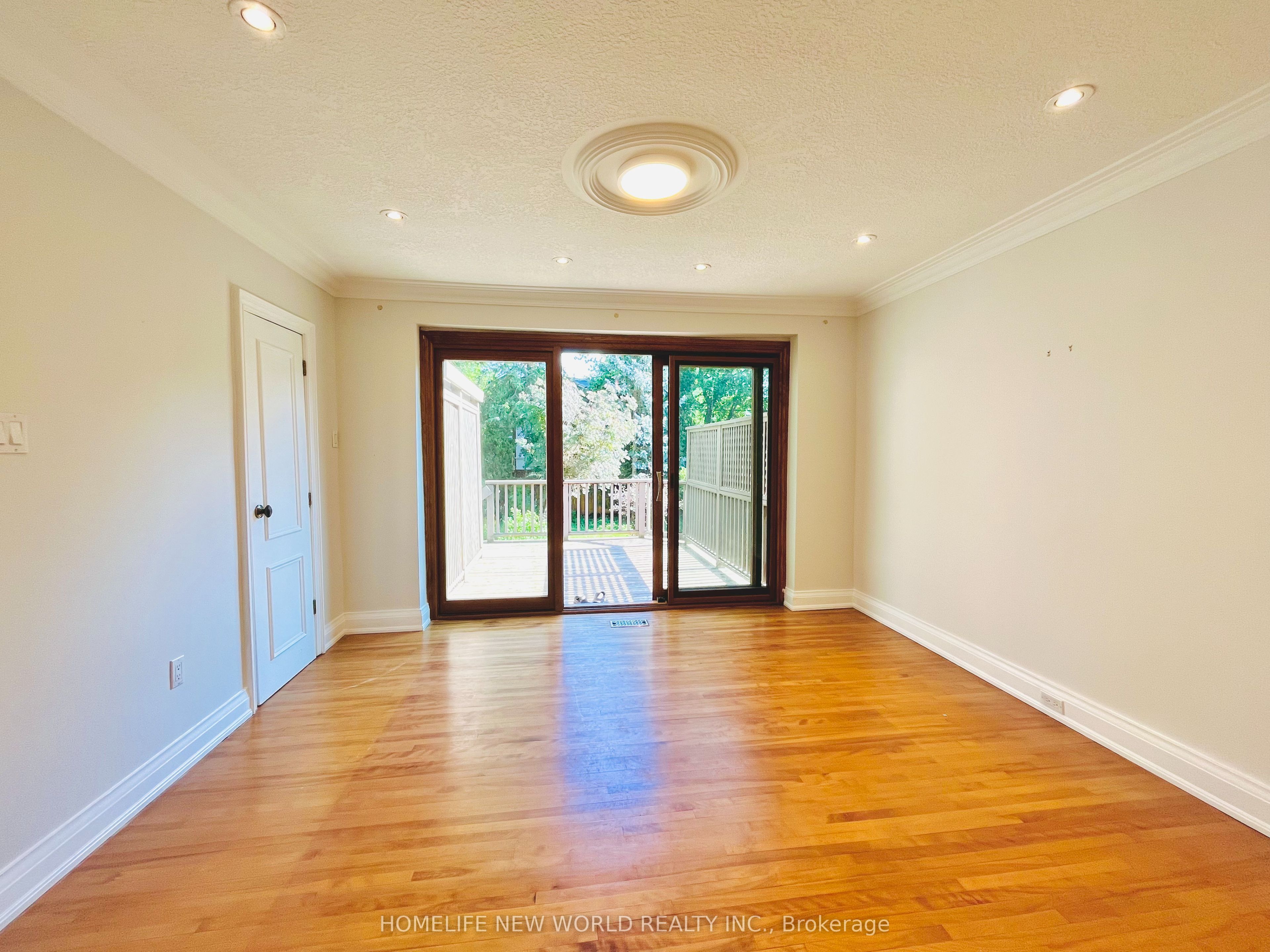 121 KINGSDALE Avenue GROUND, Toronto, ON M2N 3W5 photo 5
