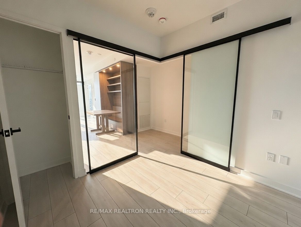 55 Charles Street E 1905, Toronto, ON M4Y 0J1 photo 4