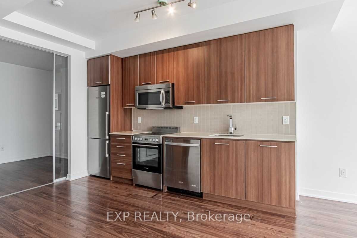 105 George Street 1311, Toronto, ON M5A 0L4 photo 4