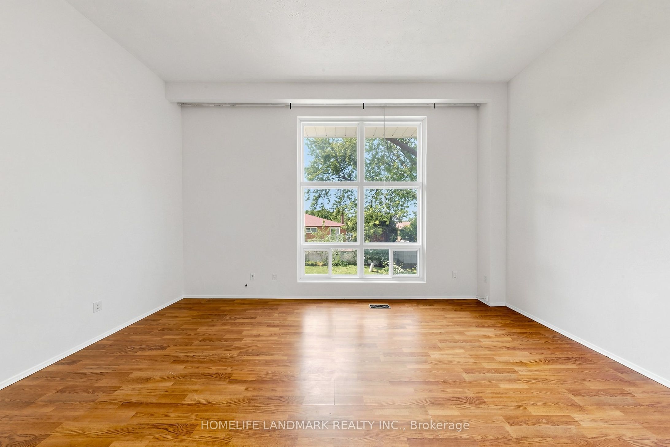 8 Rusty Crest Way, Toronto, ON M2J 2Y4 photo 4