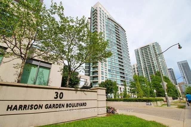 30 Harrison Garden Boulevard 1001, Toronto, ON M2N 7A9