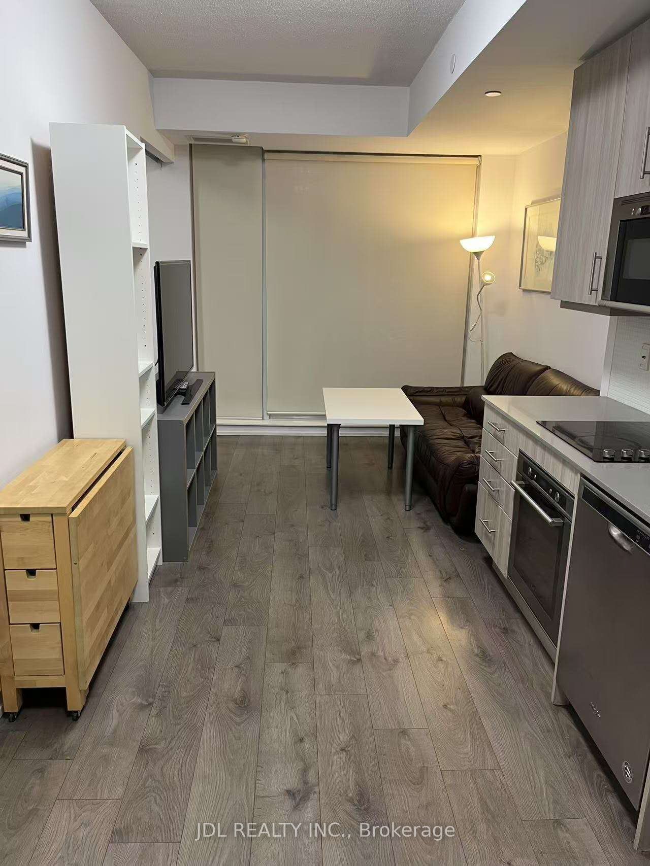 297 College Street 1512, Toronto, ON M5T 0C2 photo 4