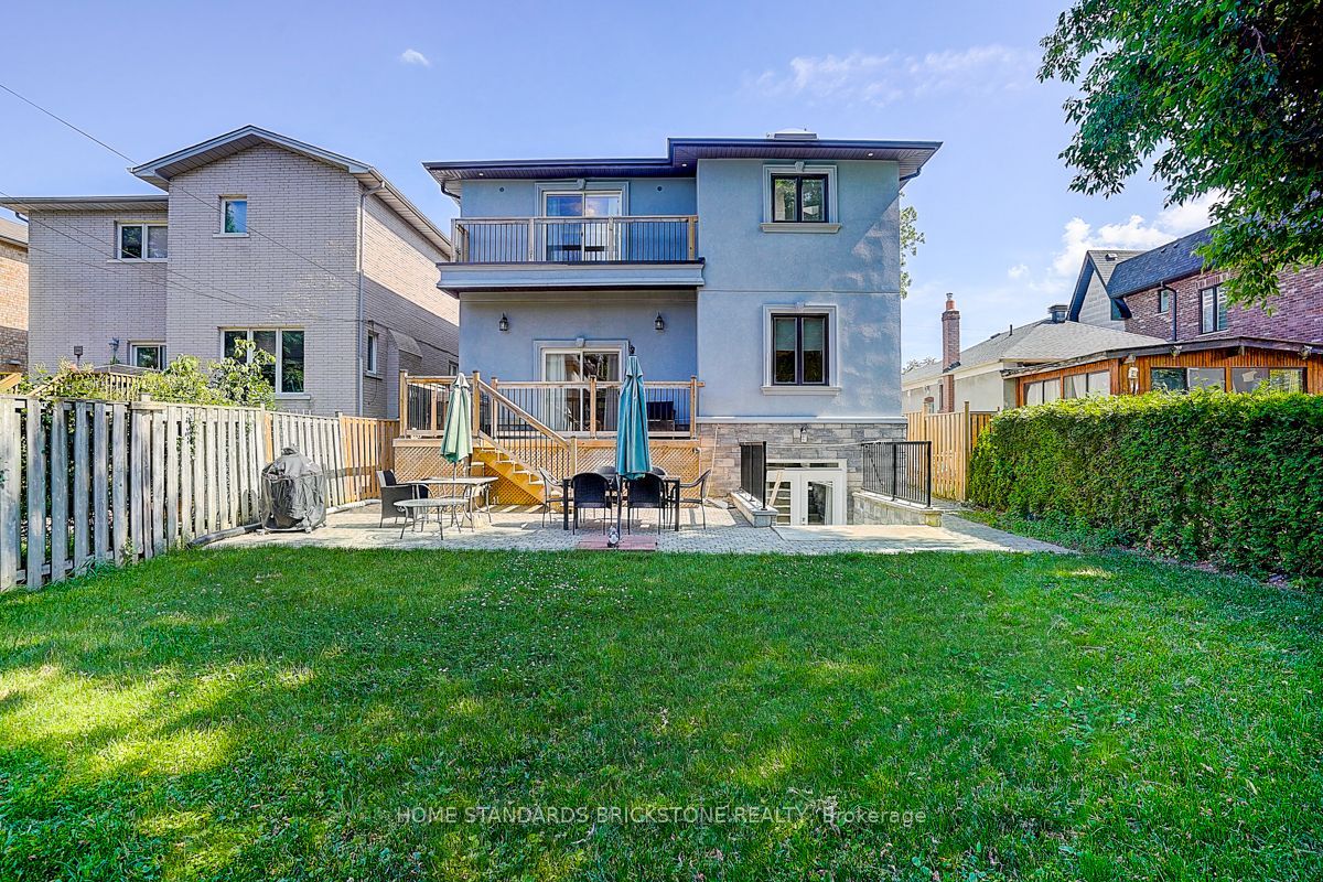 36 Abitibi Avenue, Toronto, ON M2M 2V1 photo 3