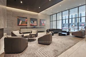 2221 Yonge Street 3803, Toronto, ON M4S 0B8 photo 4