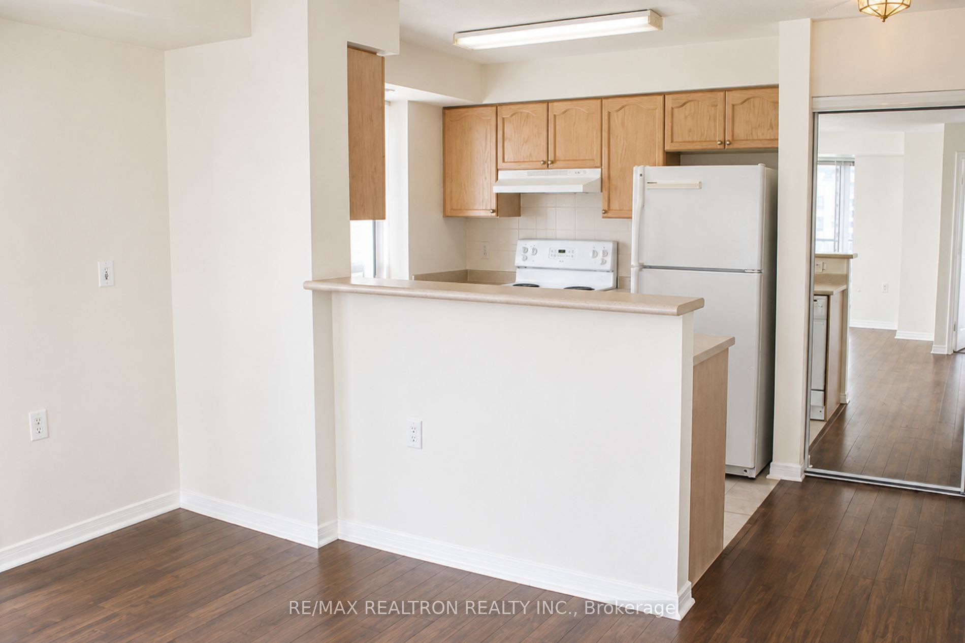 20 Olive Avenue LPH02, Toronto, ON M2N 7G5 photo 4