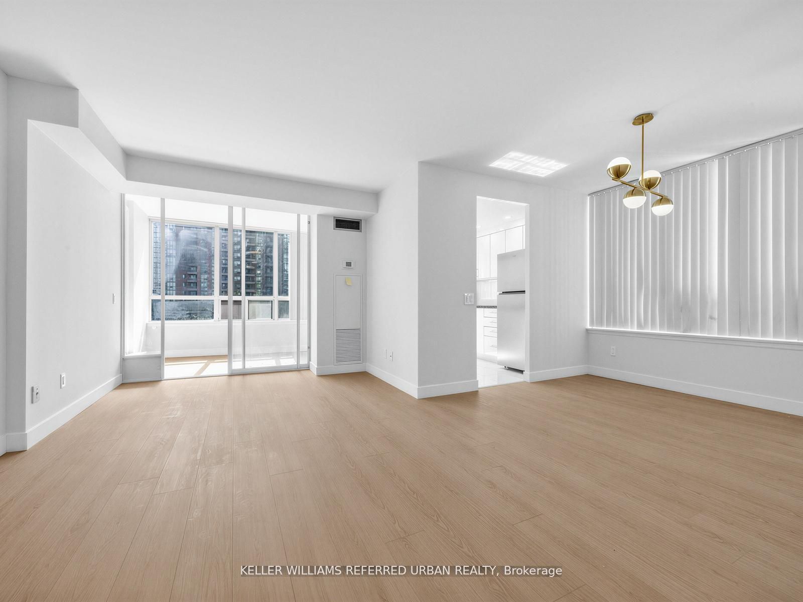 7 Bishop Avenue 501, Toronto, ON M2M 4J4 photo 5