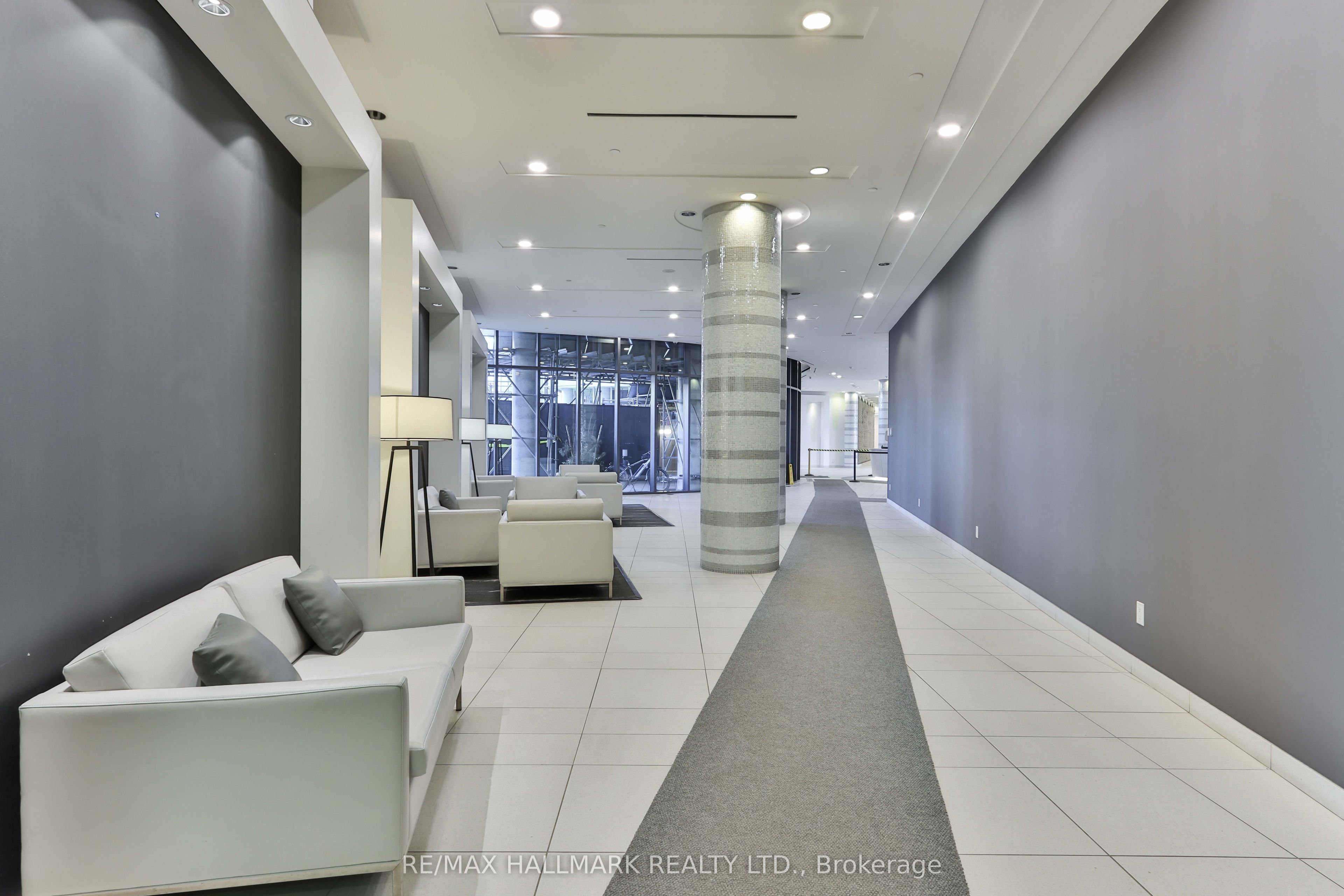 51 East Liberty Street 1003, Toronto, ON M6K 3P8 photo 4