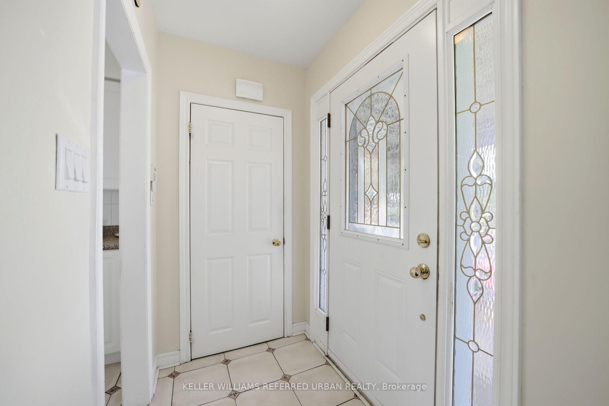 49 Santa Barbara Road, Toronto, ON M2N 2C1 photo 3